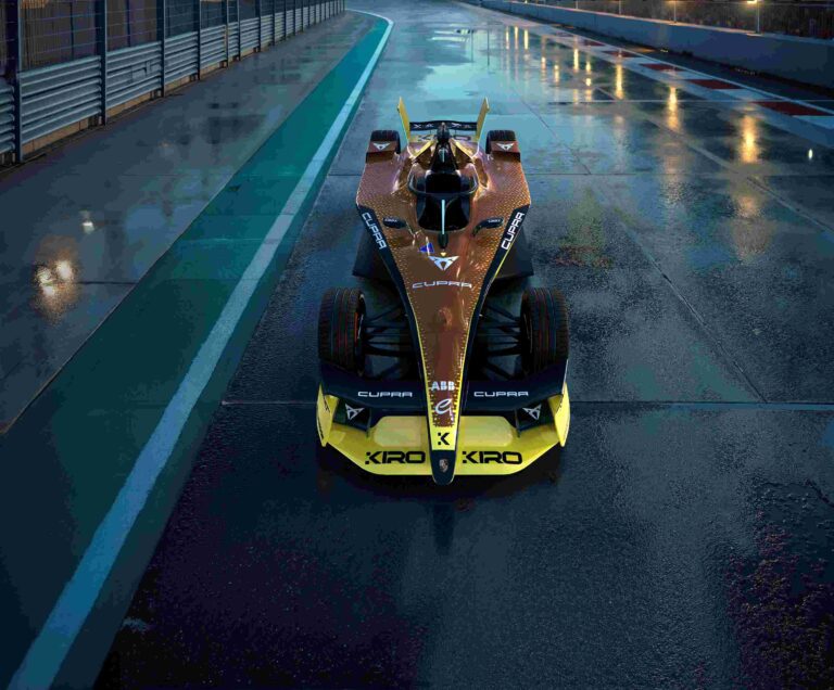 Cupra Kiro new livery