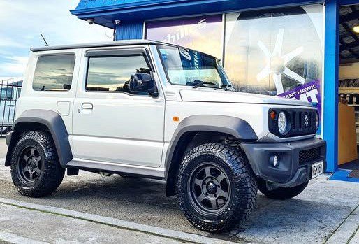 Top 5 ways to accessorise your Jimny