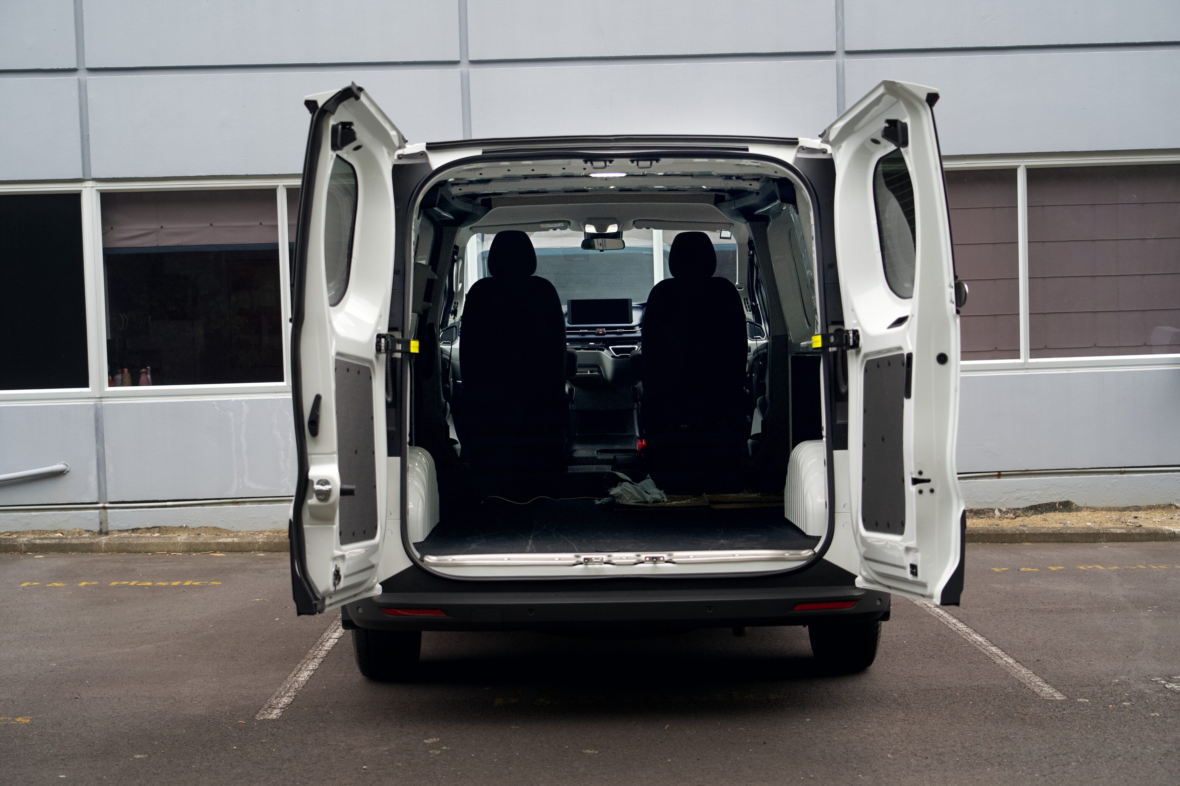 Delivering more than just stuff - LDV Deliver 7 Review