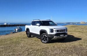 BYD Shark 6 Review - A Plug-In Predator with Urban Charm and Rural Bite