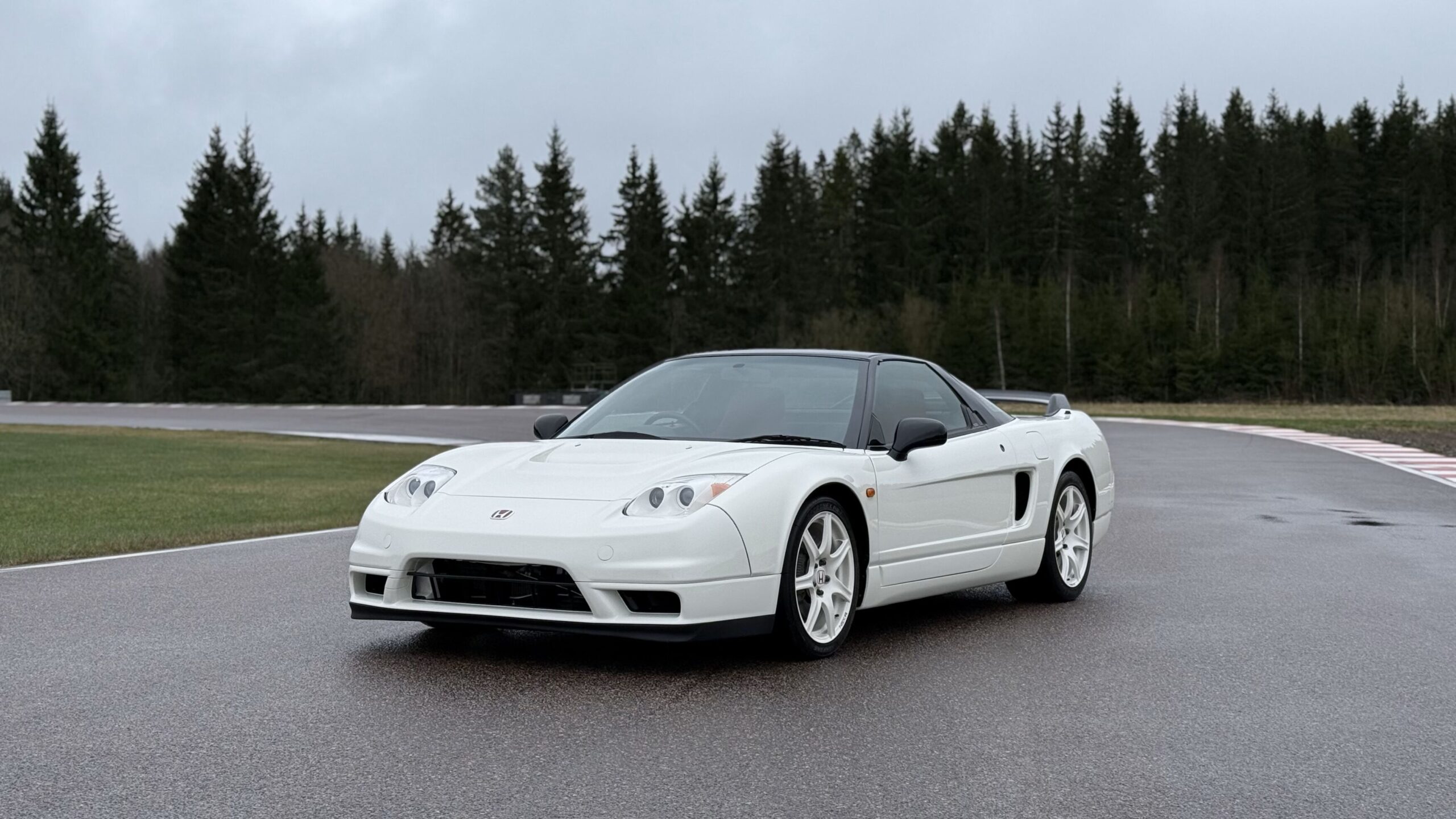 Rare 2003 Honda NSX-R unicorn up for auction