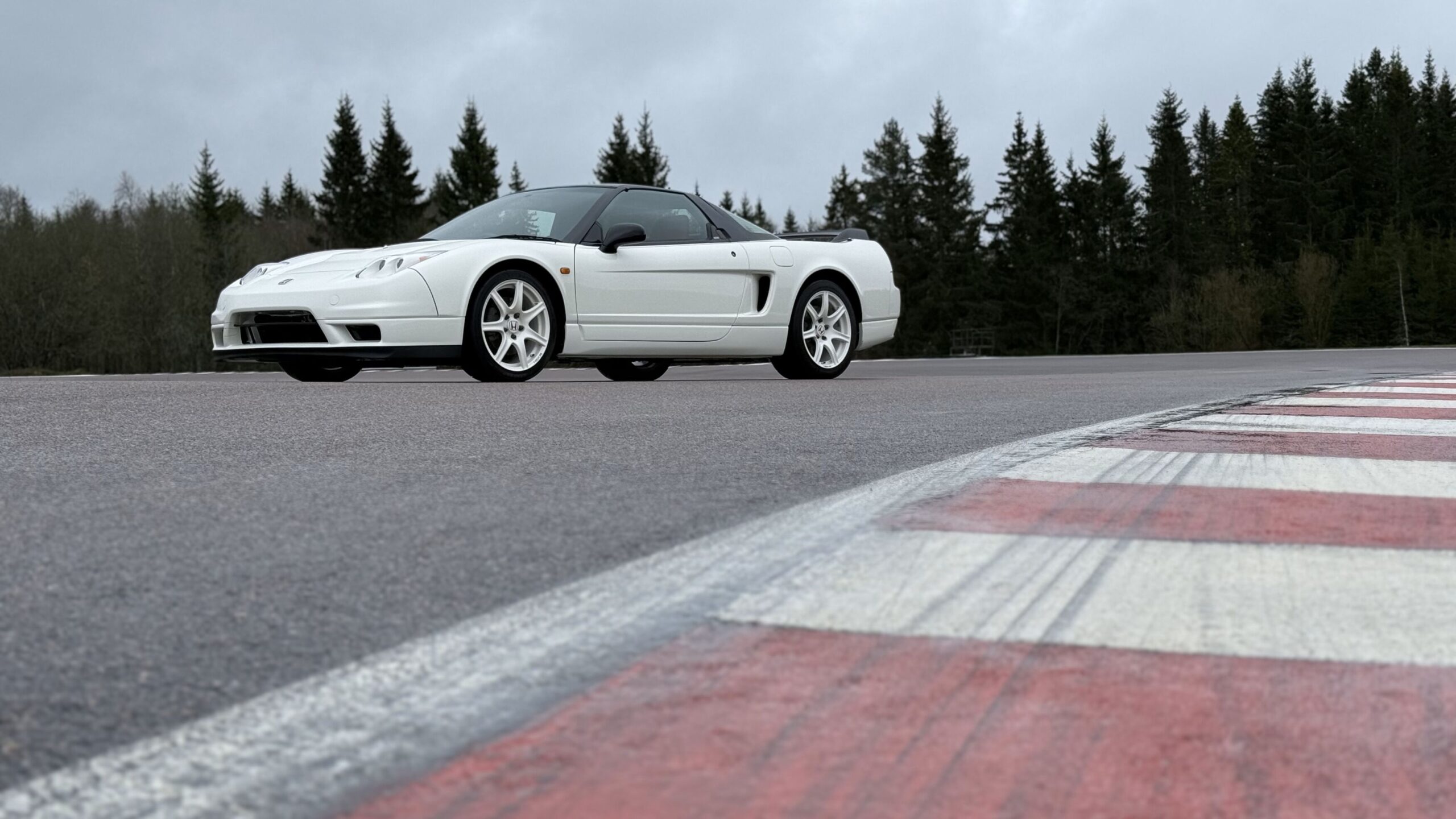 Rare 2003 Honda NSX-R unicorn up for auction