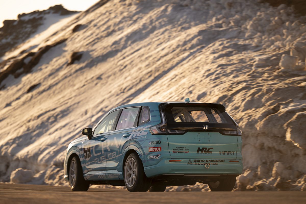 Honda's Hydrogen CR-V e:FCEV is Taking on Pikes Peak