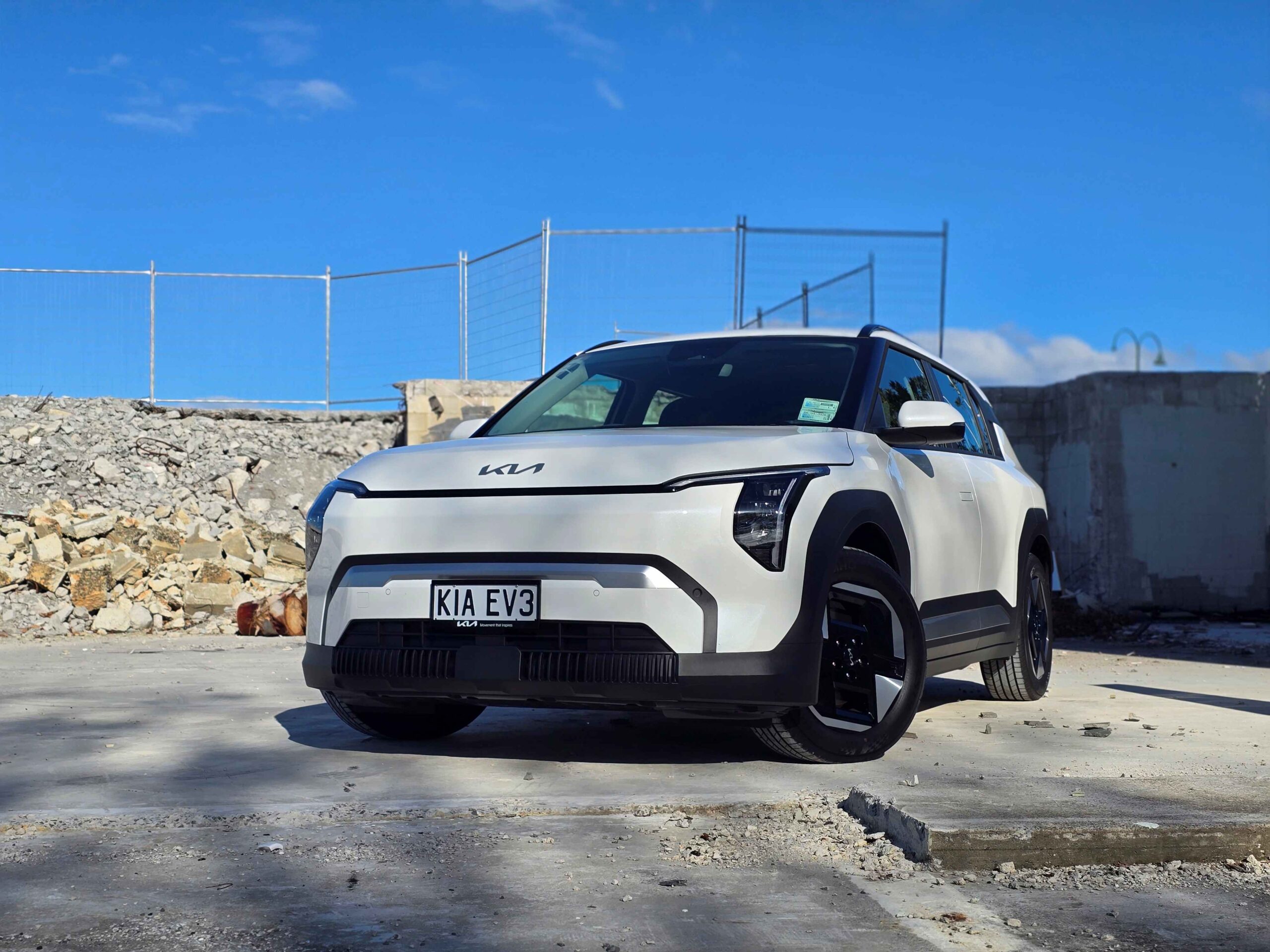 Small footprint BIG range - Kia EV3 Long Range Review NZ