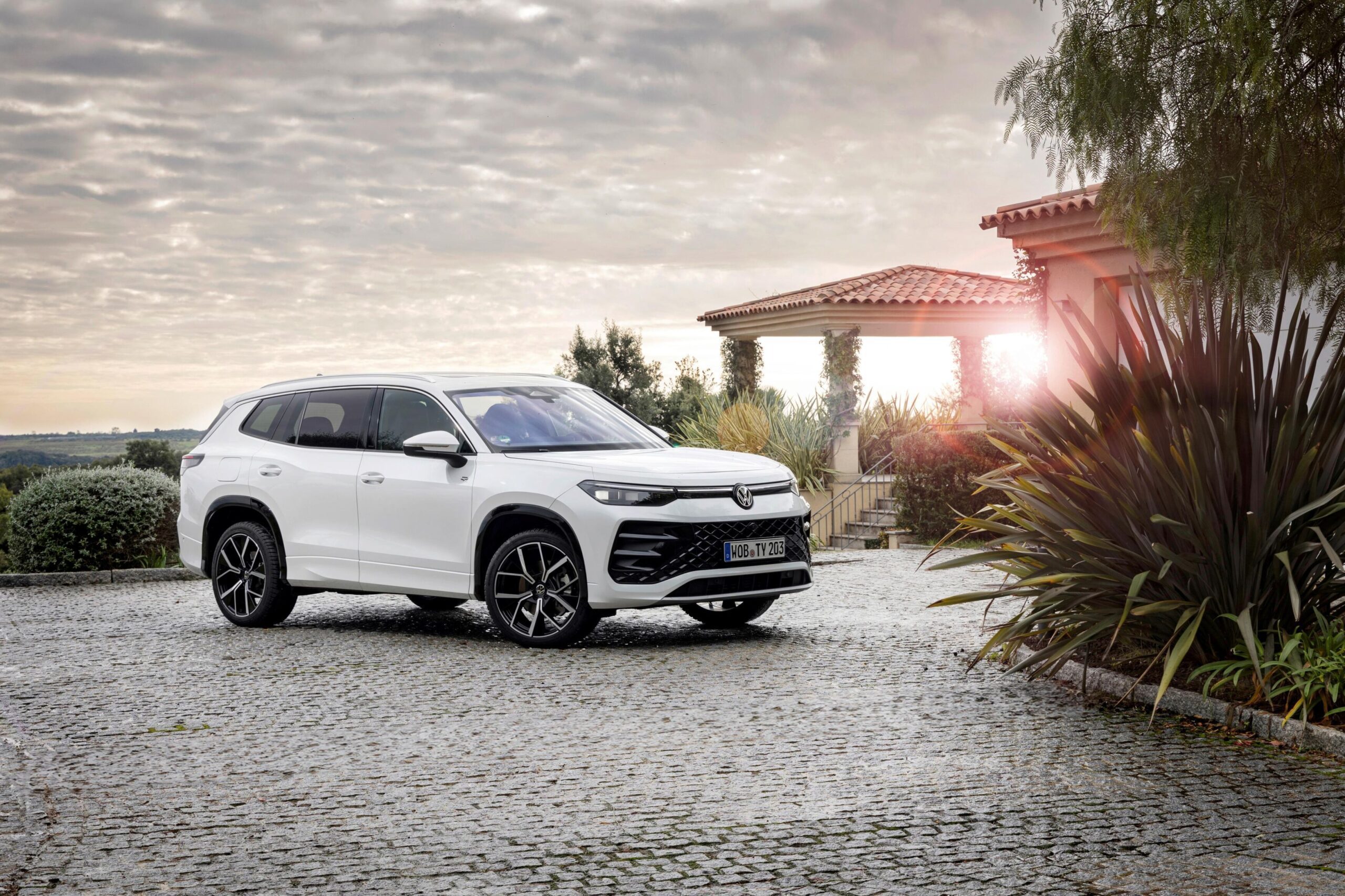 Volkswagen’s all-new Tayron - A Sophisticated Seven-Seater
