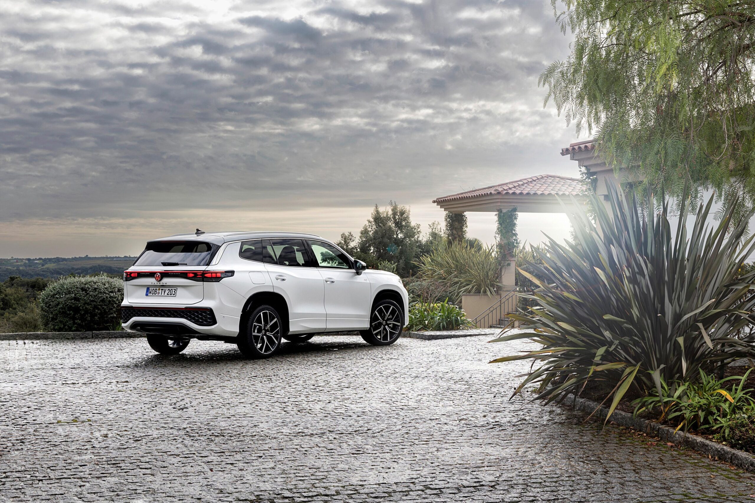 Volkswagen’s all-new Tayron - A Sophisticated Seven-Seater