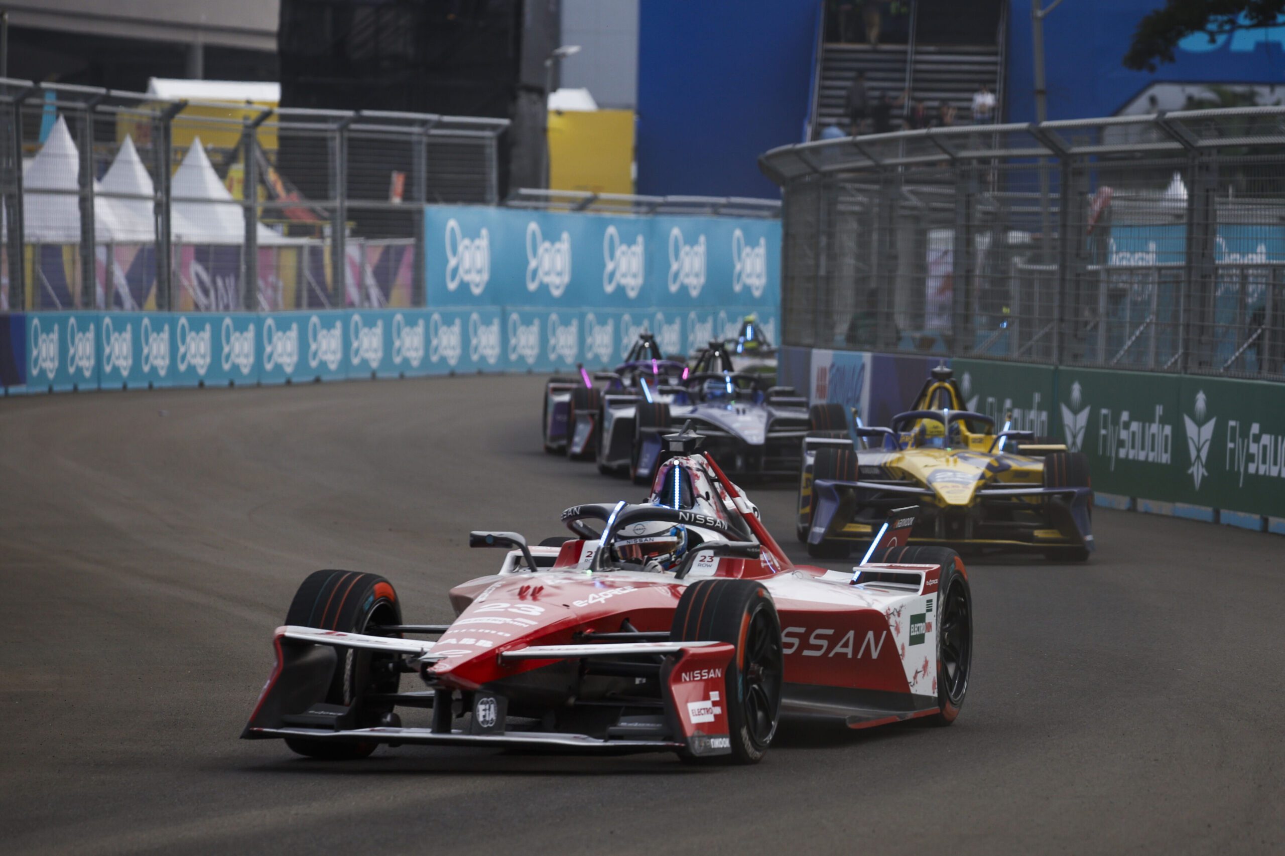Nissan Formula E Team Battles Back in Jakarta Thriller