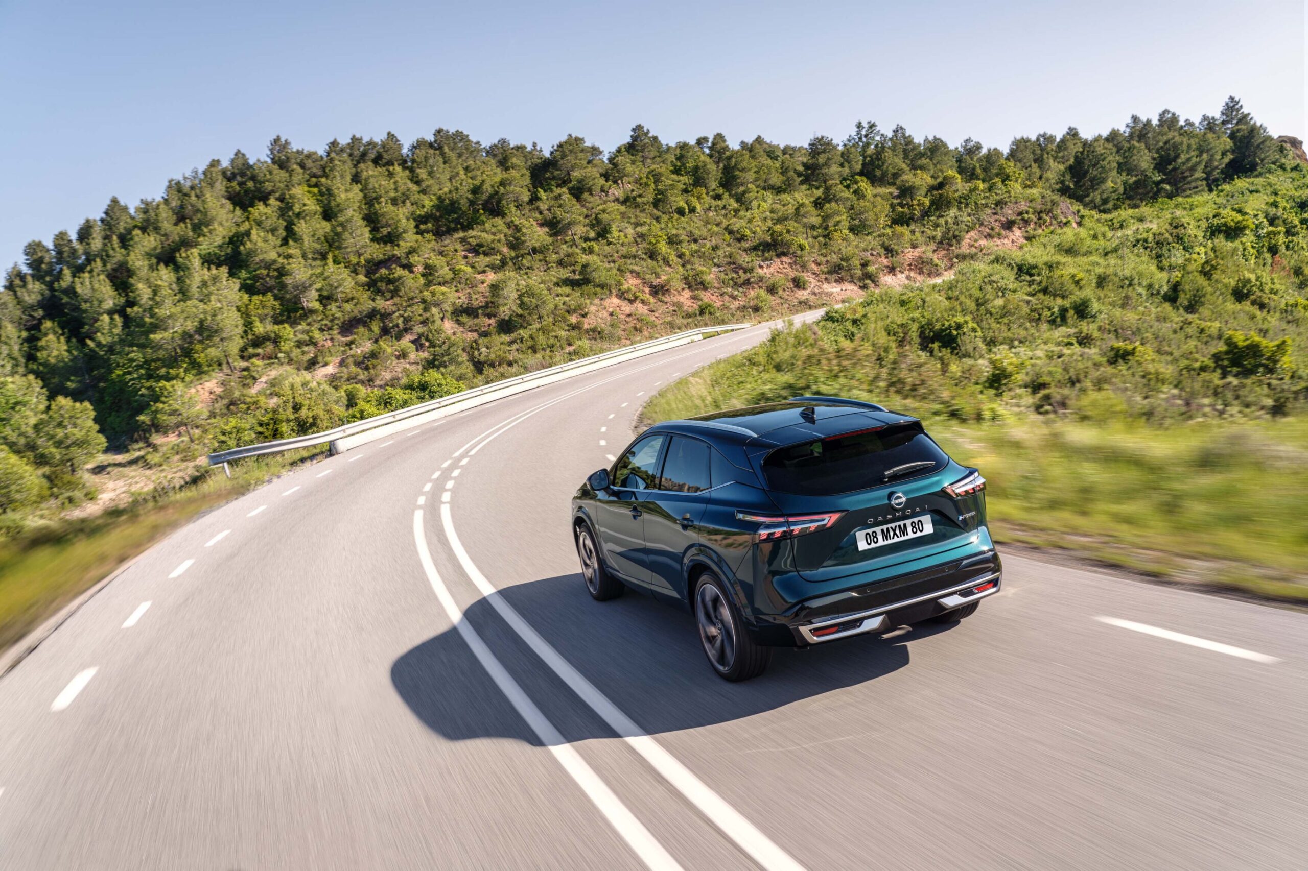Nissan's New e-POWER - The Plug-free EV Experience