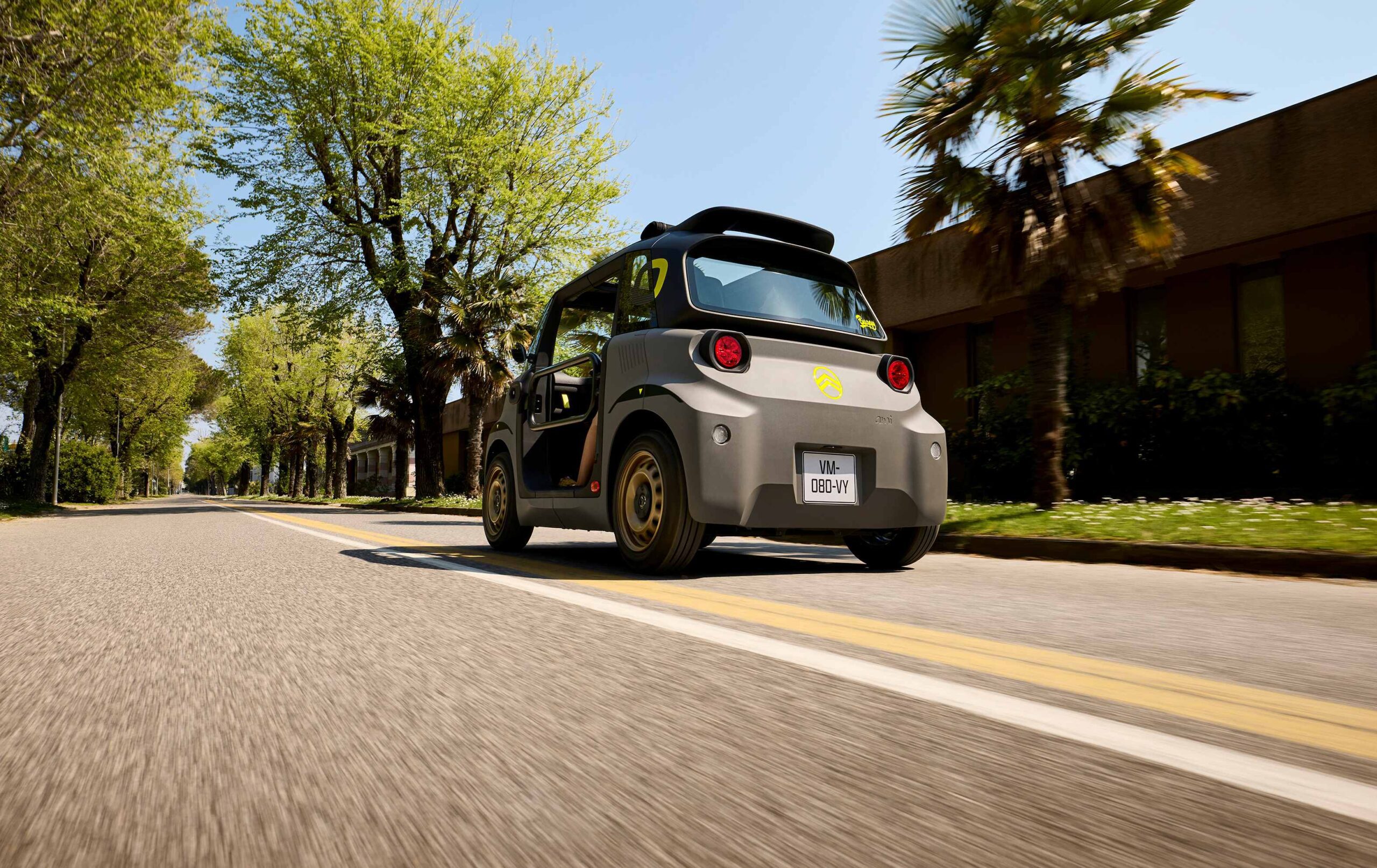 The Citroën Ami - Proving the Future is Small, Slow, and Smiling