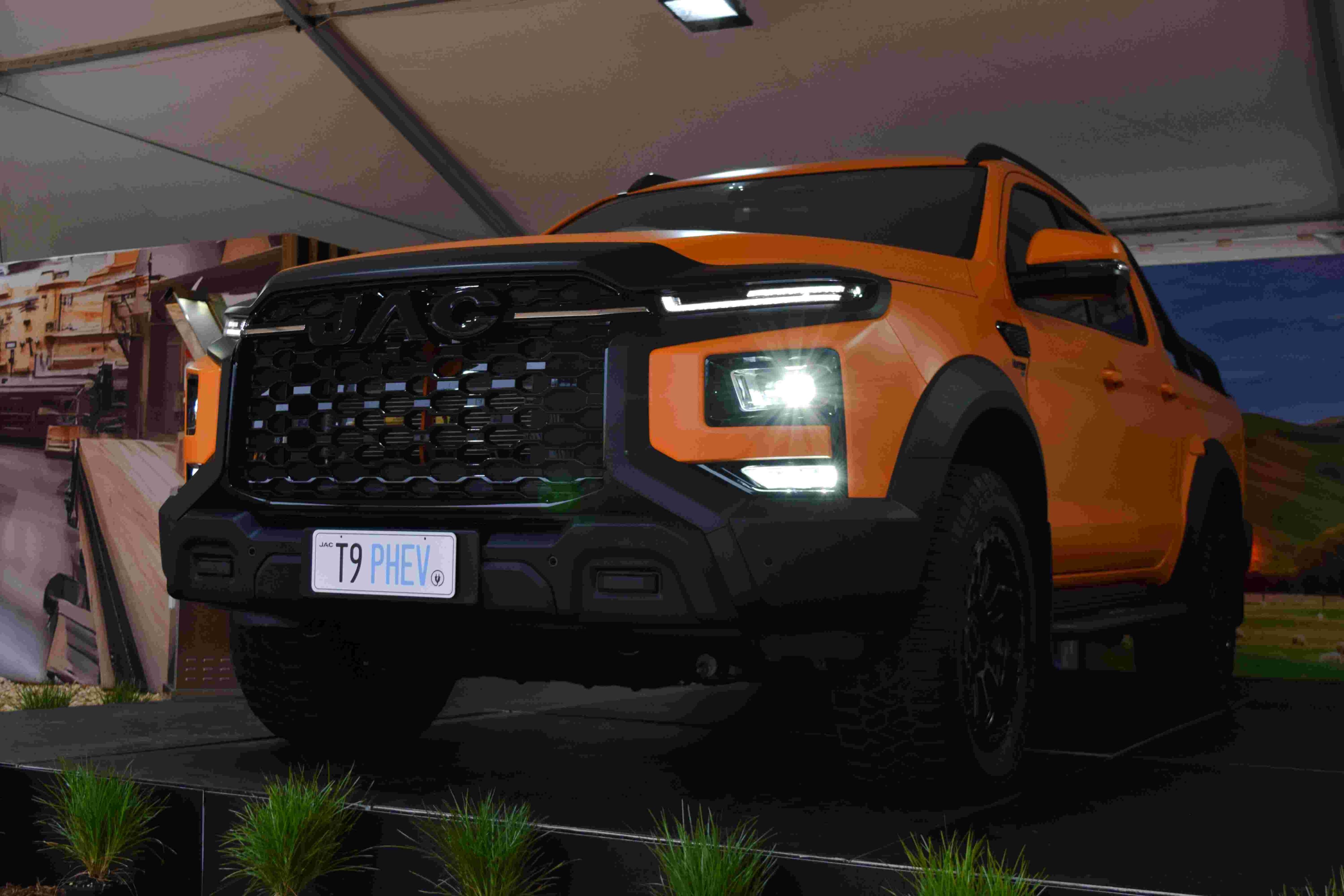 JAC'd up 1000Nm PHEV ute to attend Fieldays
