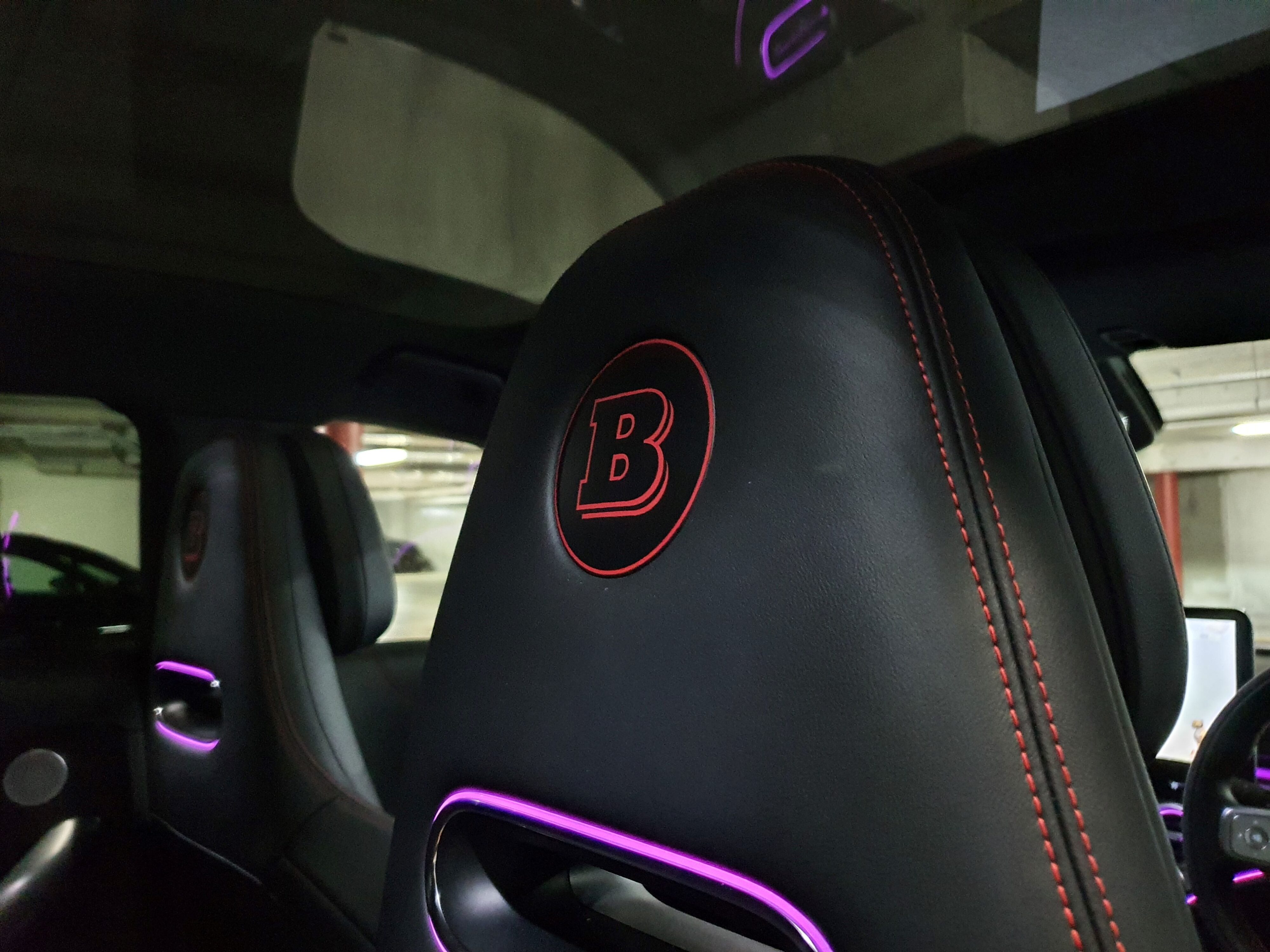 Brabus 'B' logo on the back of the headrests of a smart #3 Brabus.