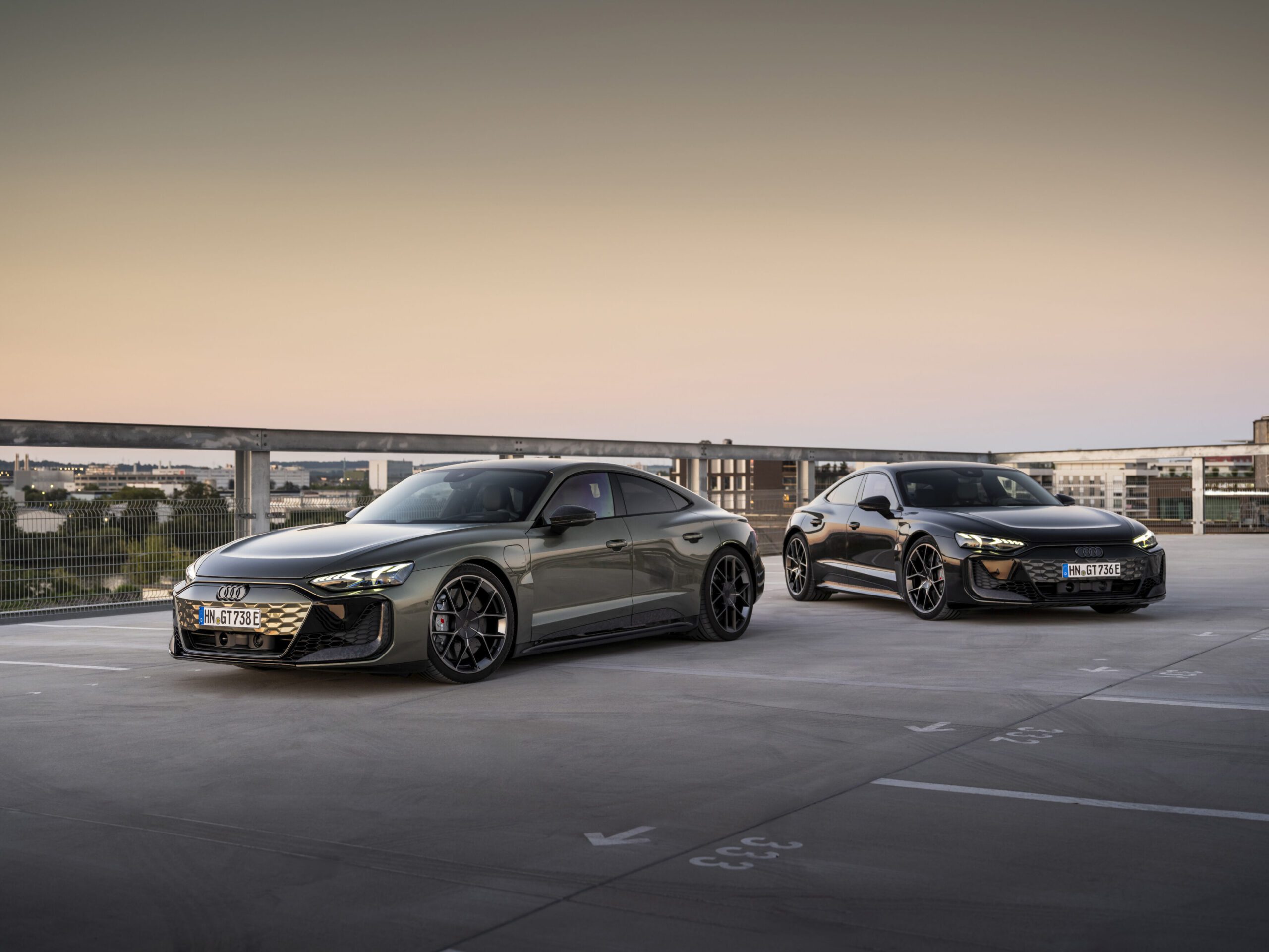 New 680kW Audi RS e-tron GT Redefines Electric Insanity