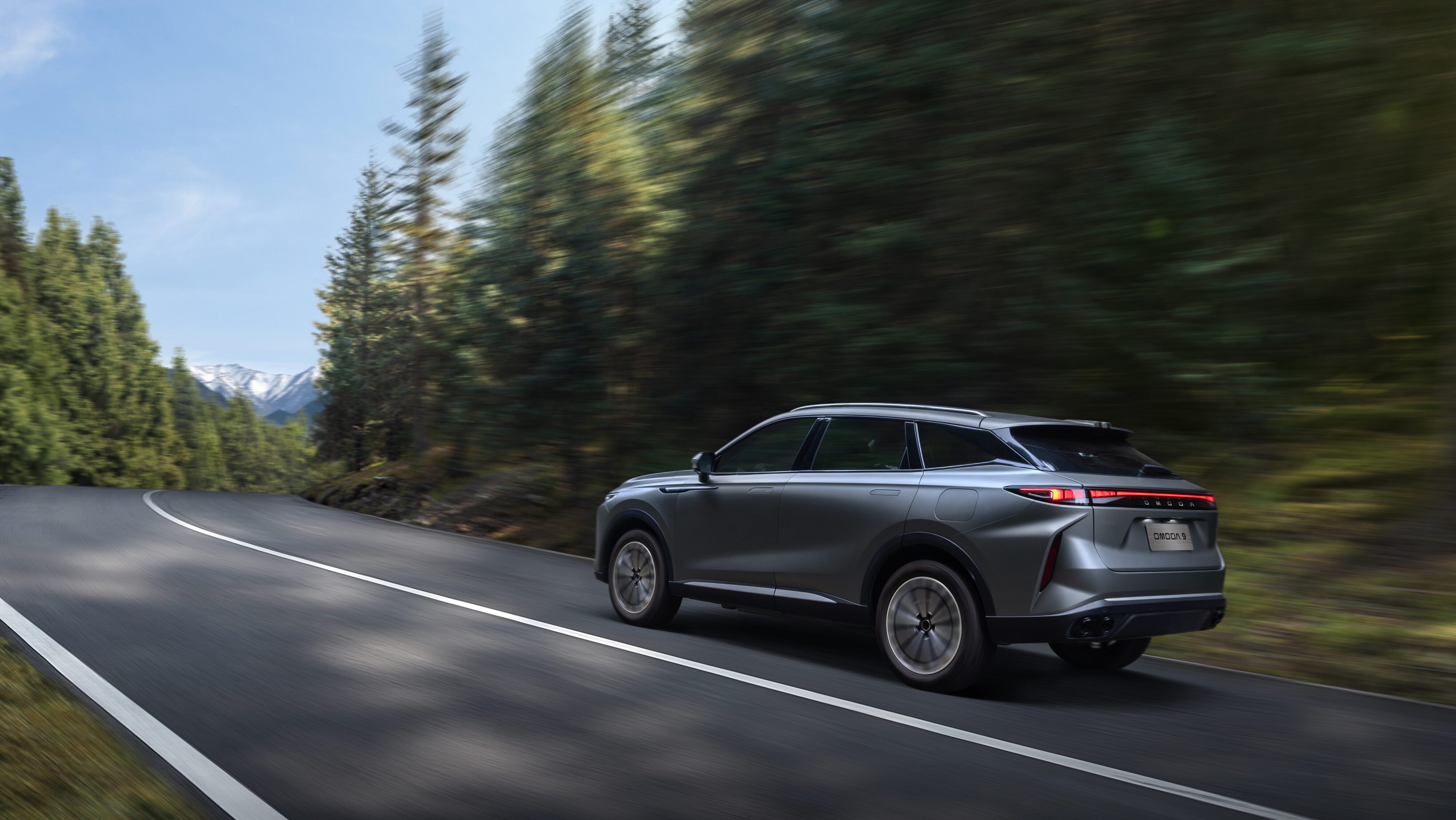Omoda Unleashes a 395kW Hybrid Heavyweight for Under $70k