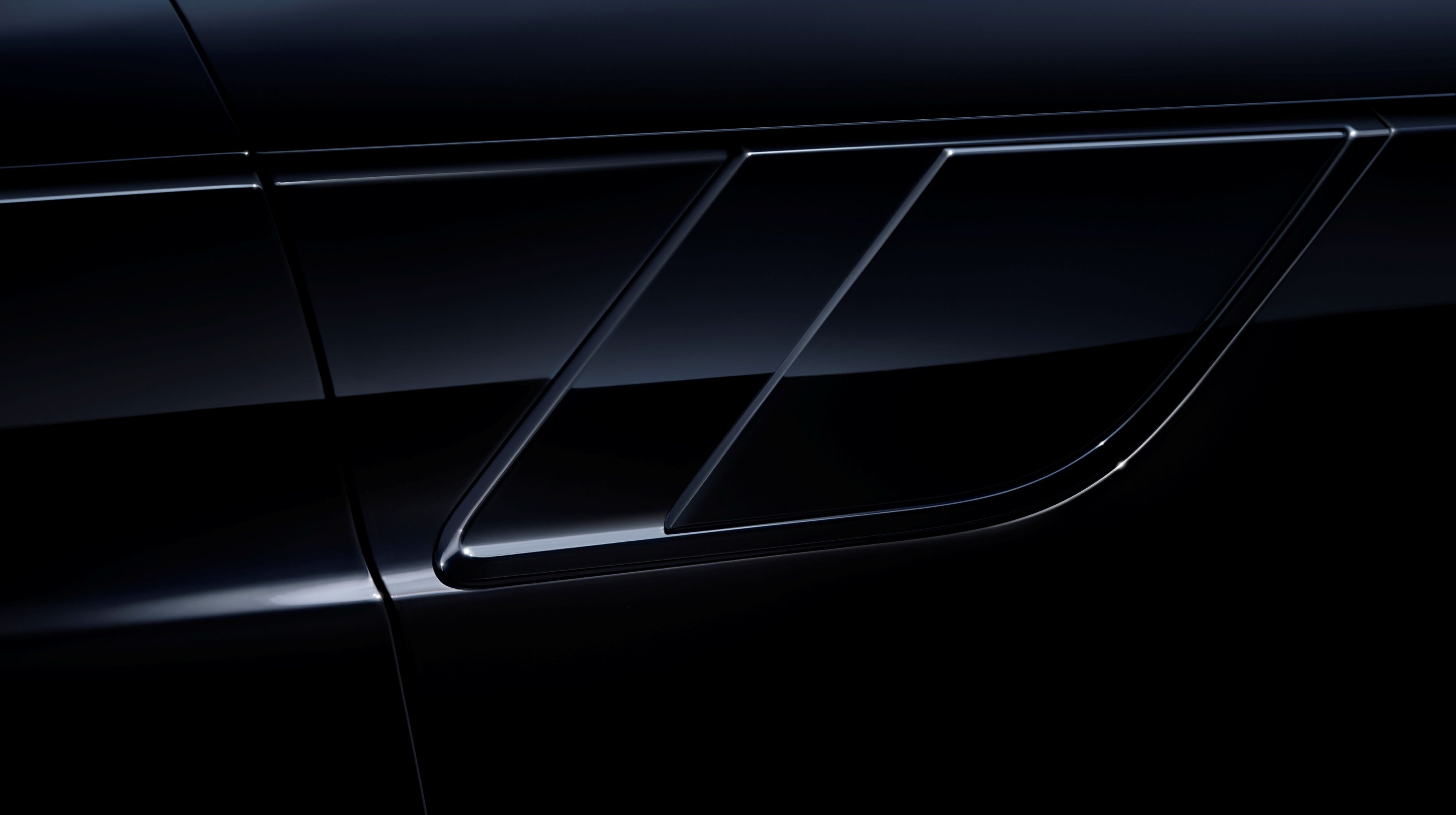 Range Rover Dives Headfirst into the Void with New Sport SV Black Edition