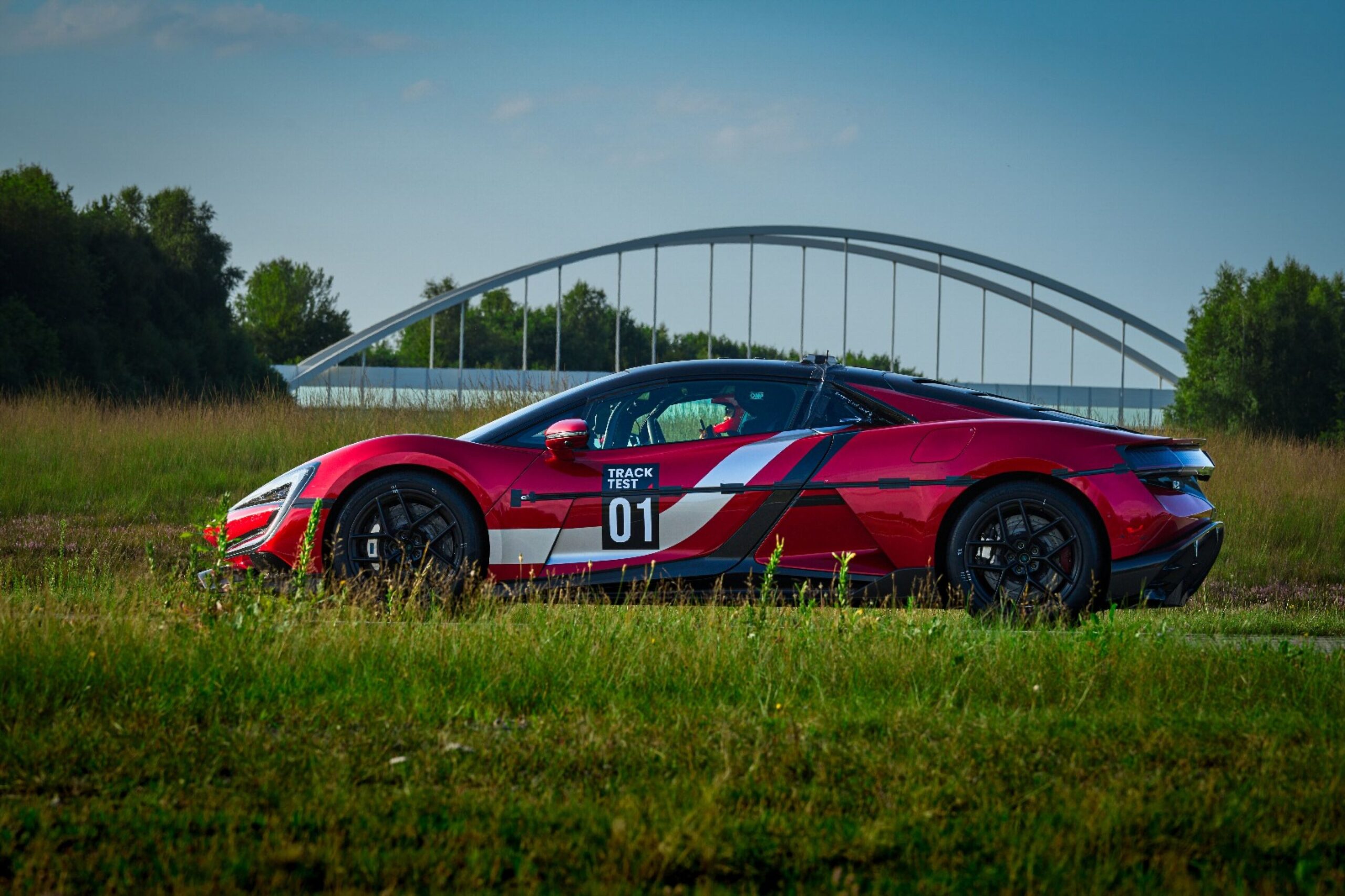 YANGWANG U9 Annihilates EV Speed Record, Clocking a Staggering 472 km/h