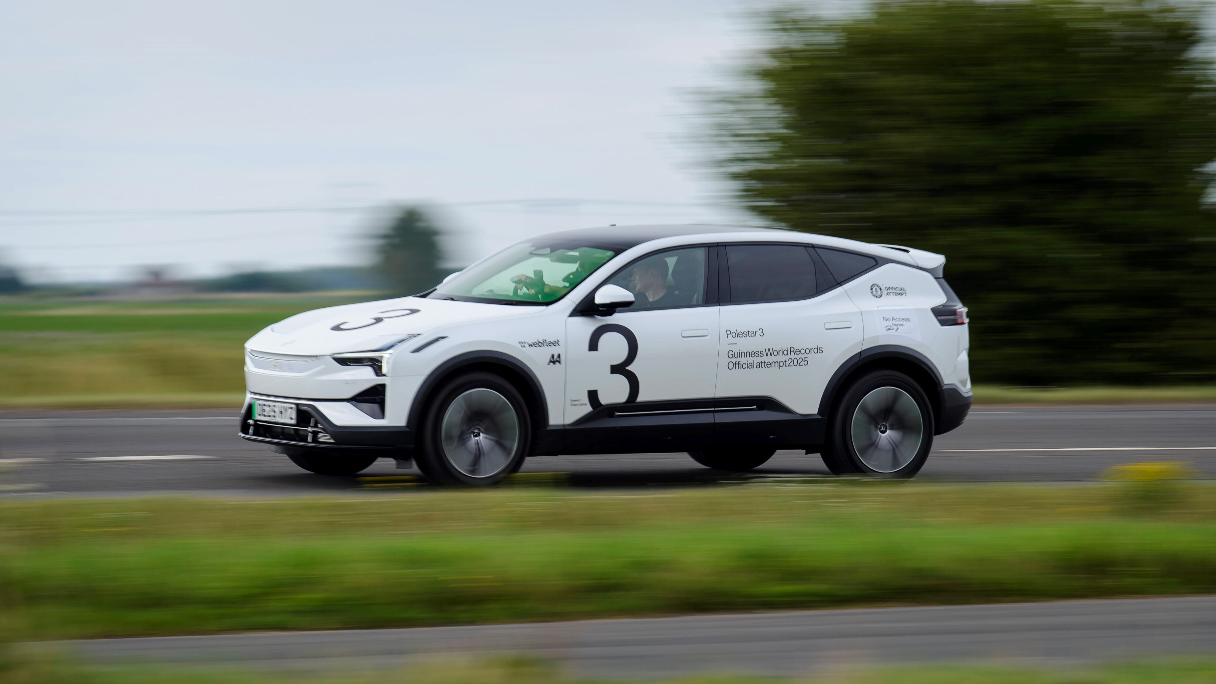 The Polestar 3 on its now World Record run.