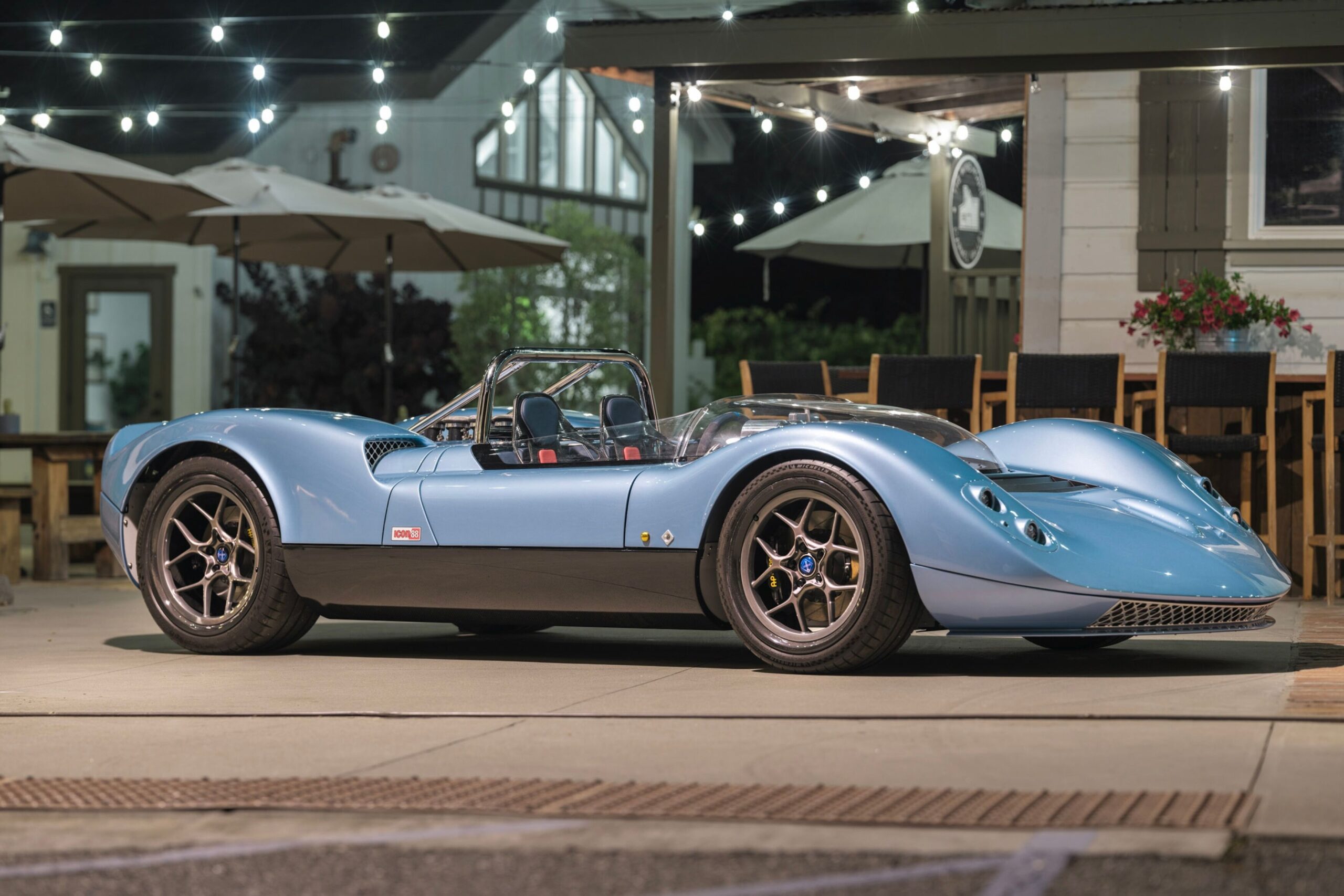 F1 Legend Unleashes a 900kg Can-Am-inspired Supercar
