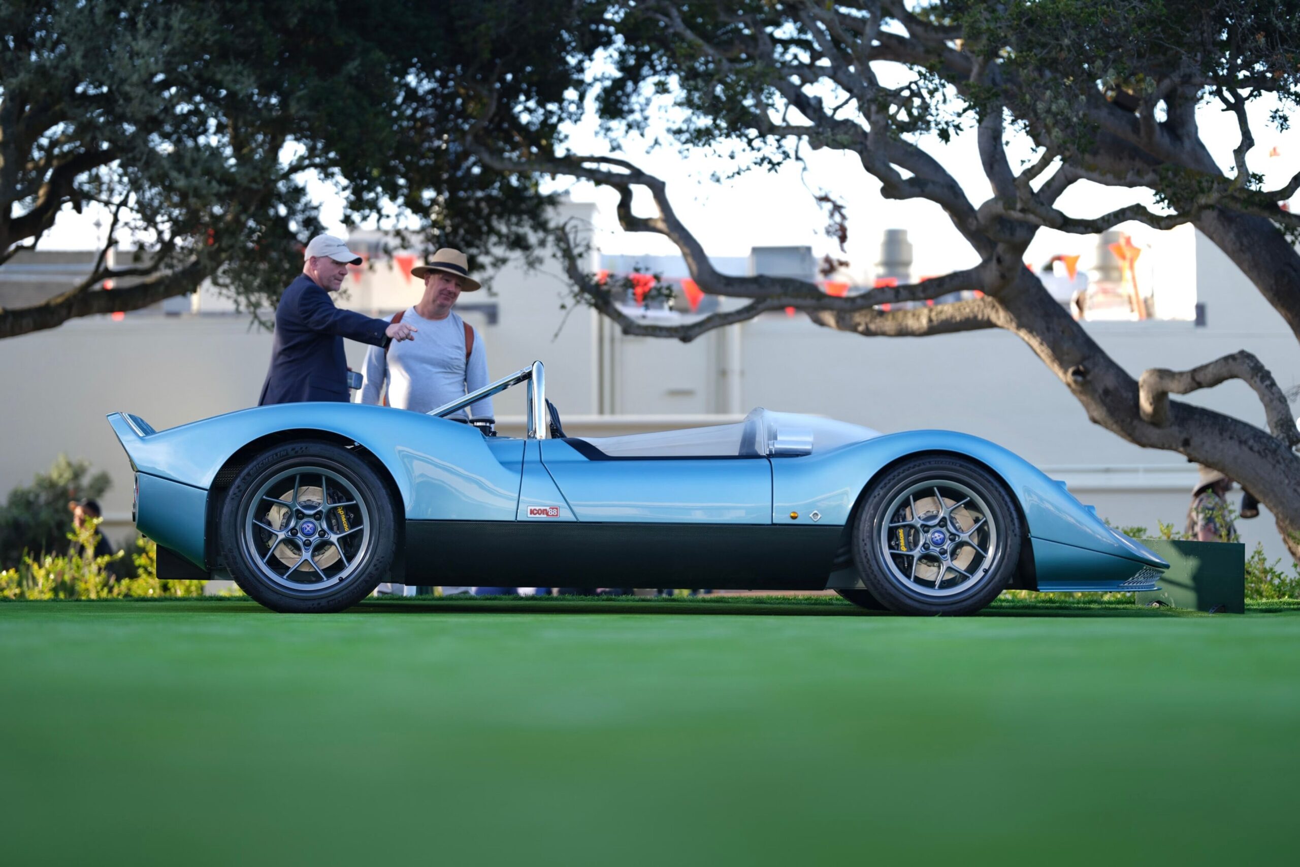 F1 Legend Unleashes a 900kg Can-Am-inspired Supercar