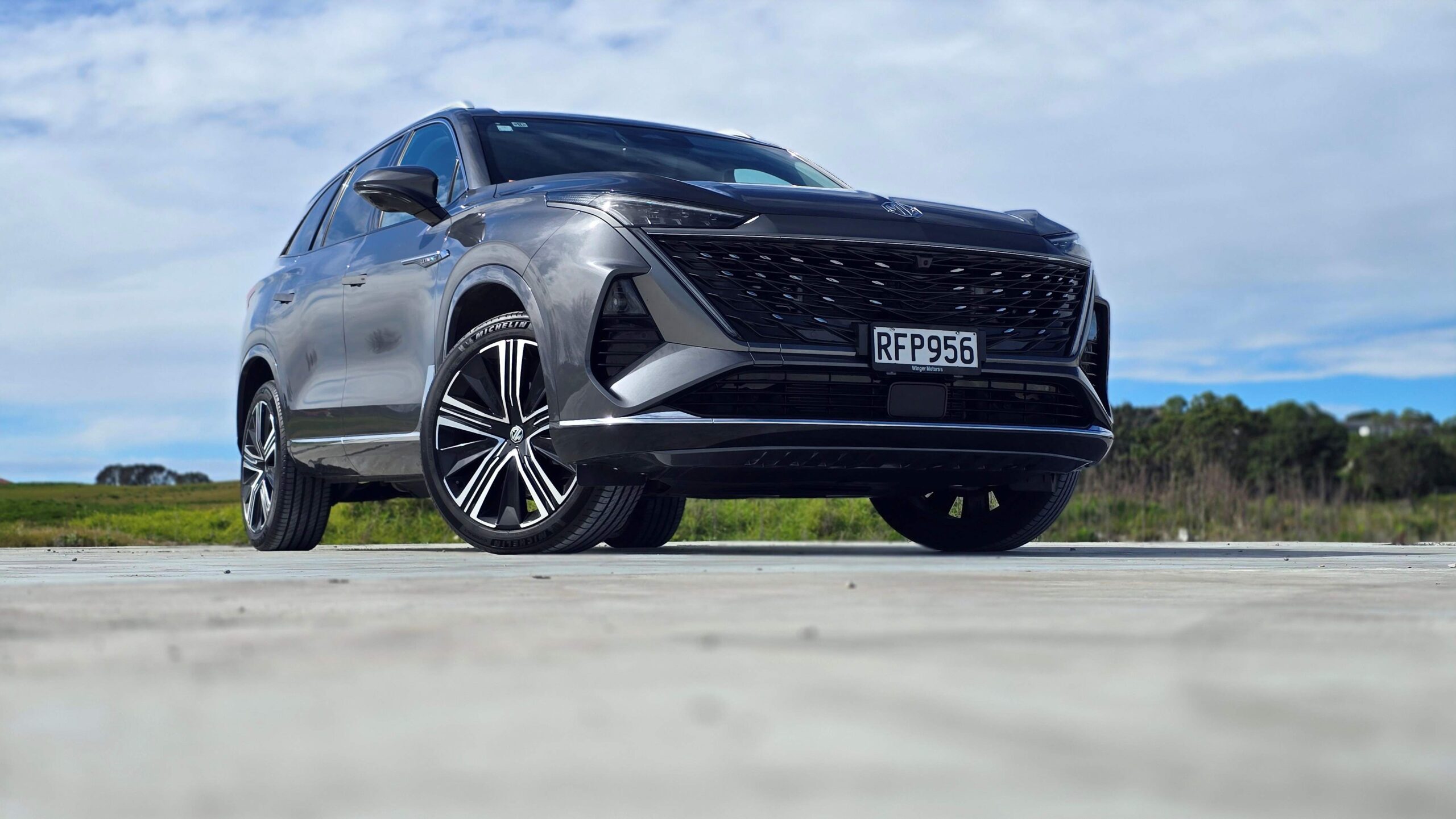 MG QS Essence Review - Is This 7-Seat SUV the New Value King of NZ?