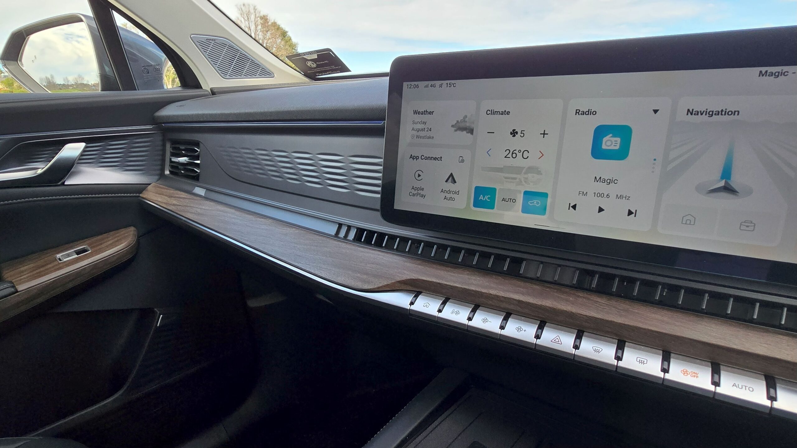 MG QS Essence Review - Is This 7-Seat SUV the New Value King of NZ?