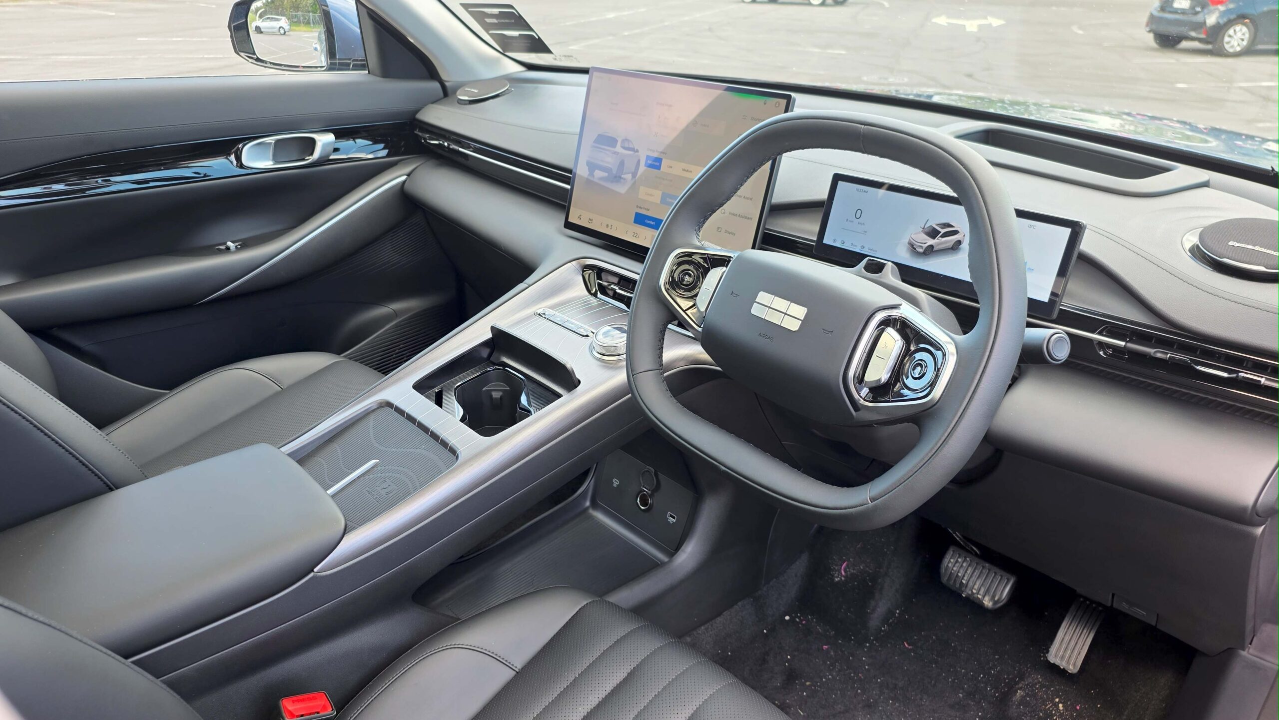 OMGeely - first drive of Geely’s new Riddara Ute, EX5 EV and Starray EM-i
