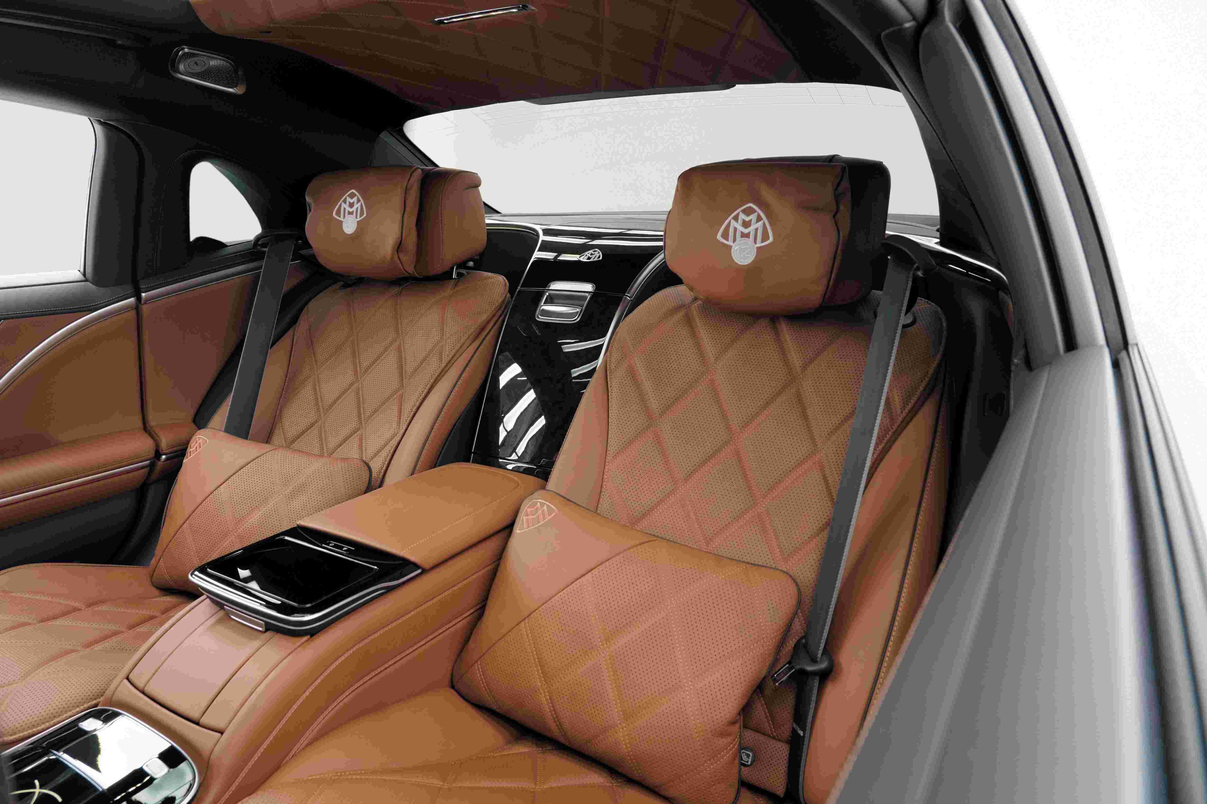 Mercedes-Maybach Honours its V12 Legacy with a 50-Car Masterpiece Finale