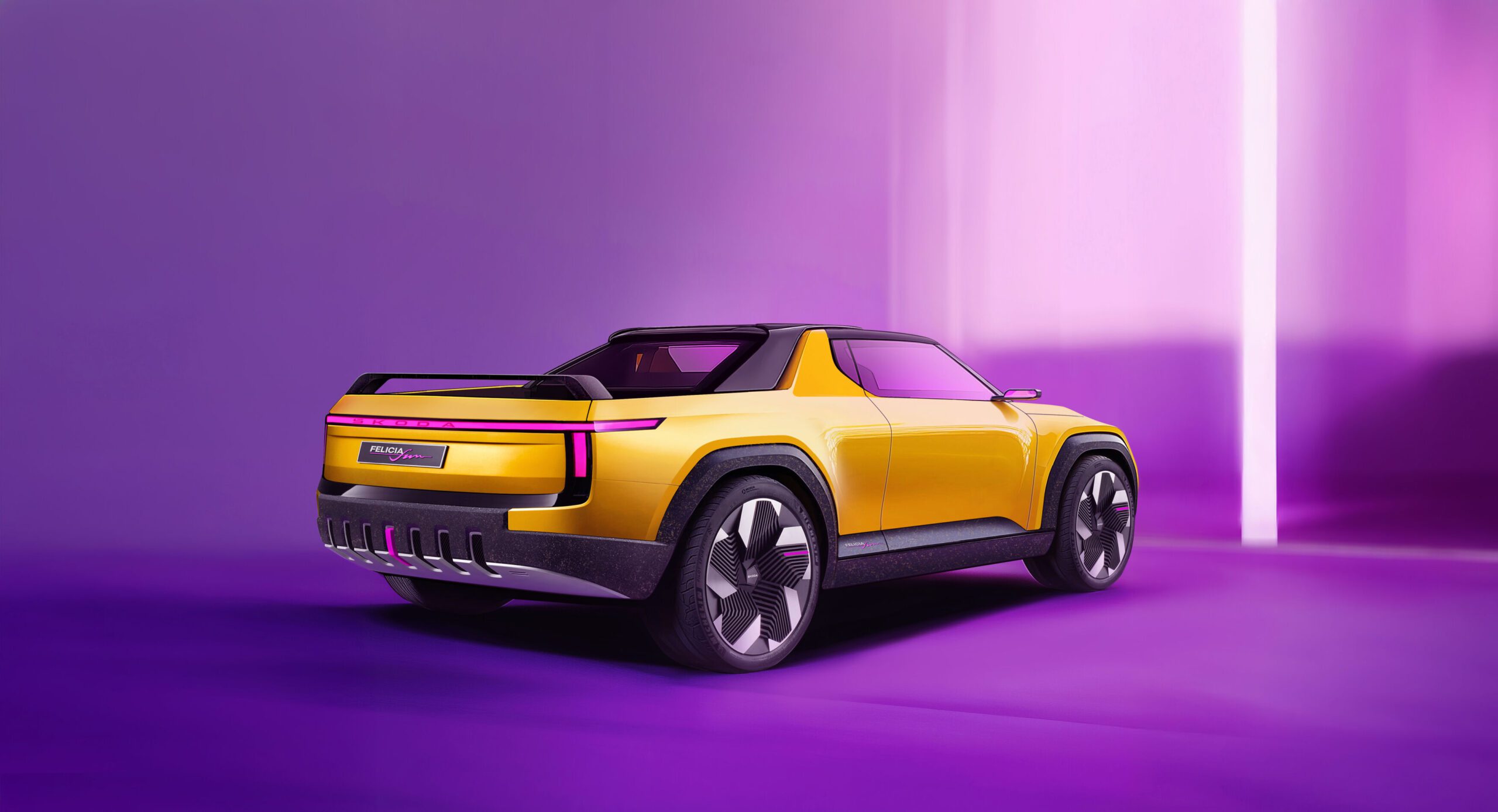Party In The Front, Business In The Back - Škoda Reboots The Legendary Felicia Fun