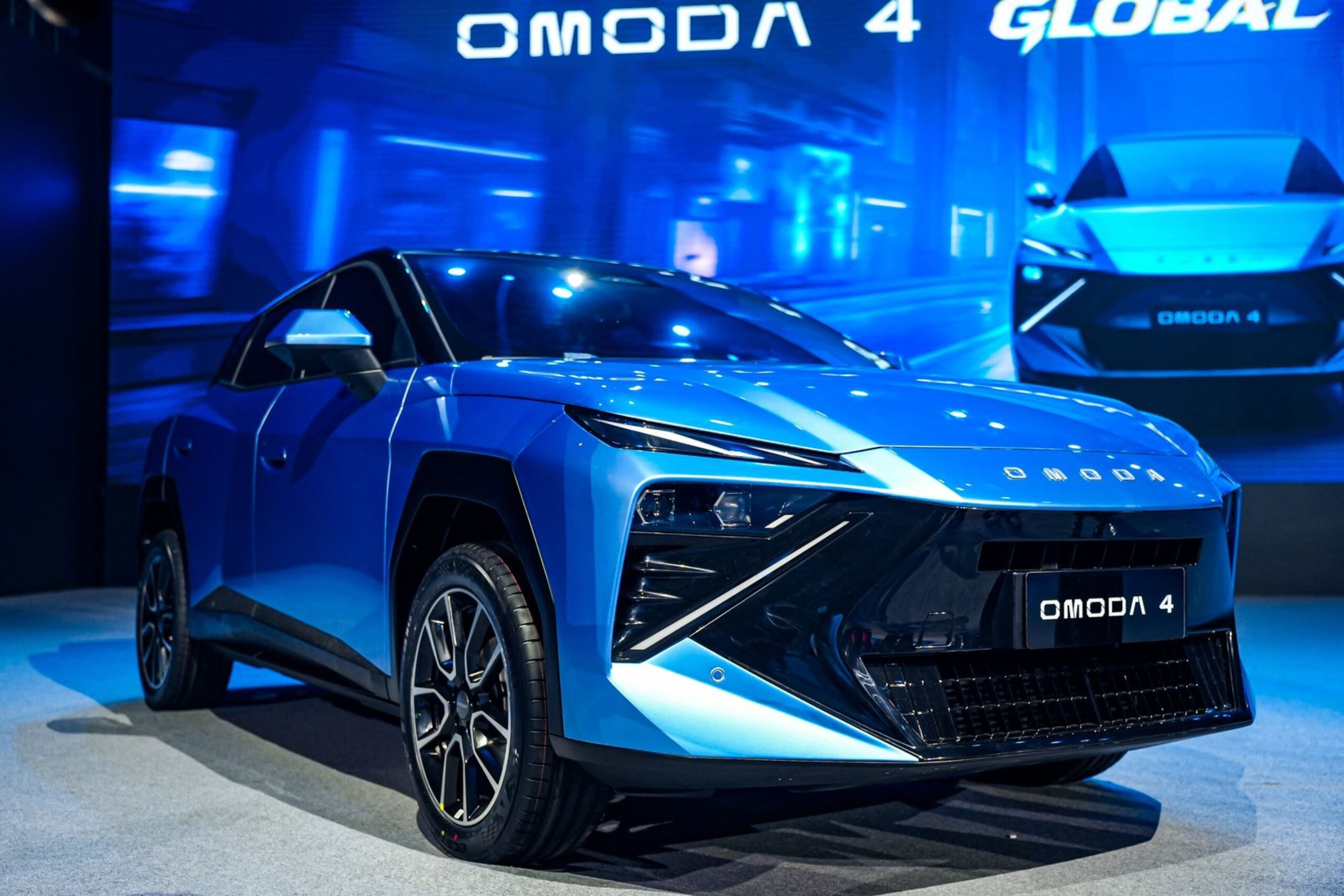 Omoda's Sci-Fi Future - Cyber-Mech SUVs and Hybrid Power revealed