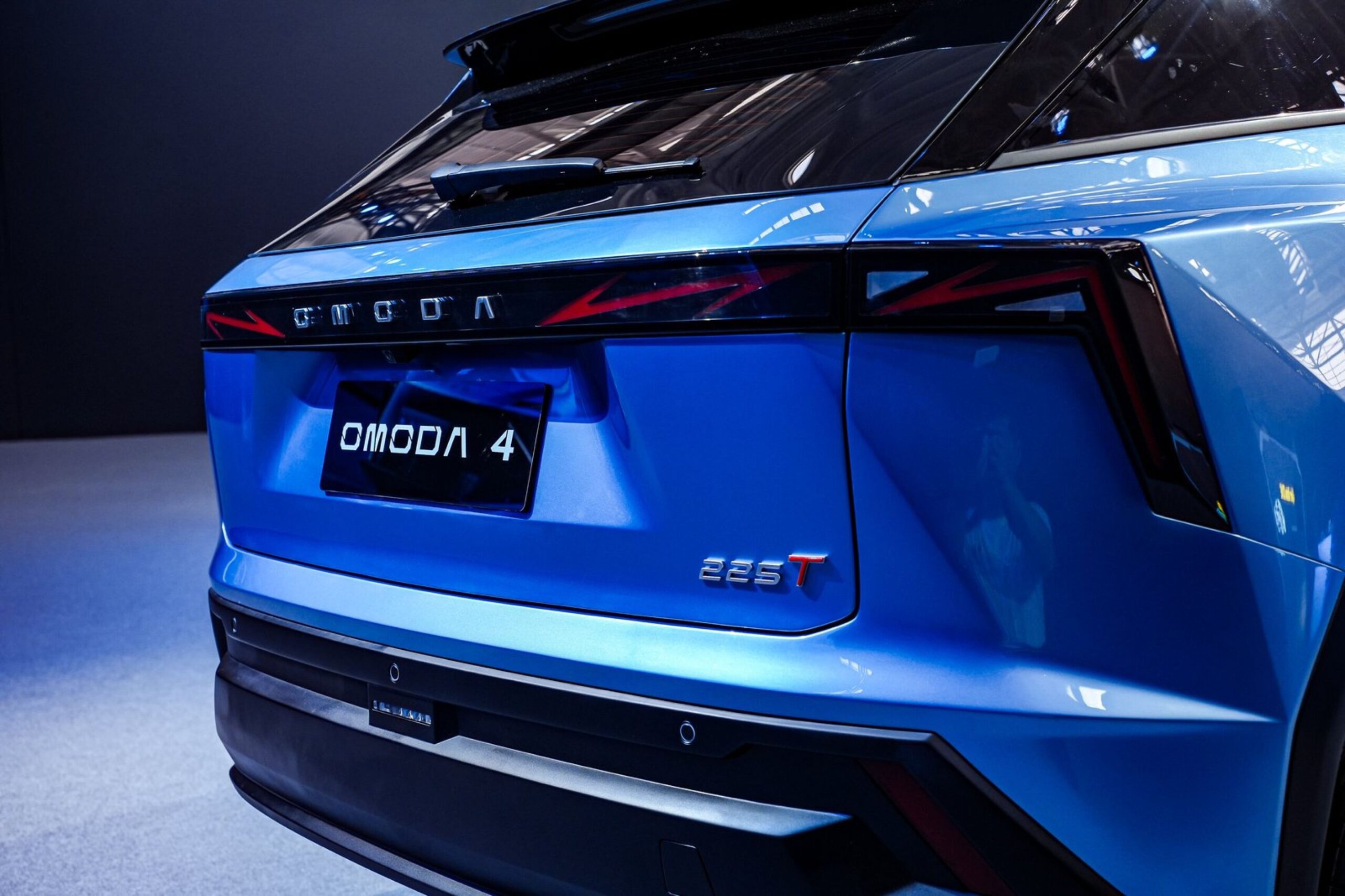 Omoda's Sci-Fi Future - Cyber-Mech SUVs and Hybrid Power revealed