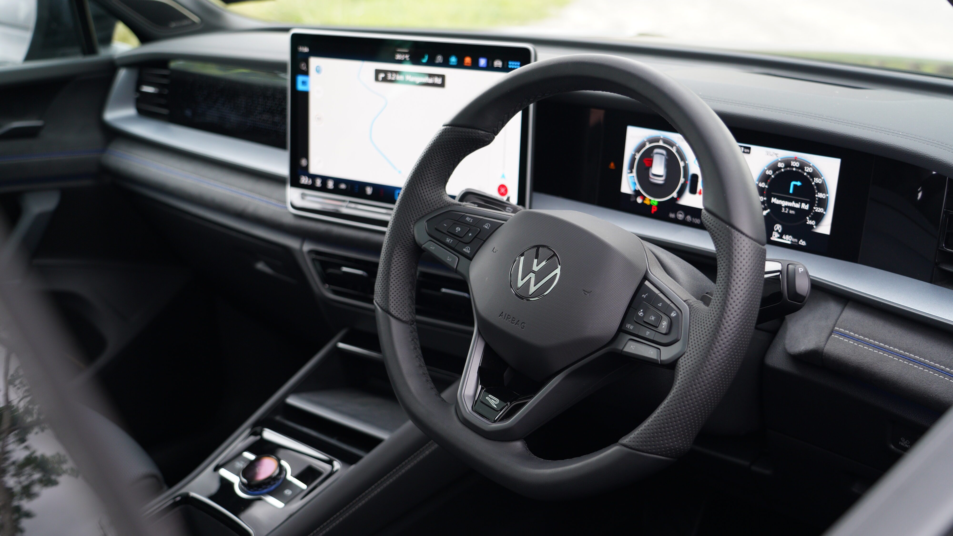 We drive VW's latest 7 seater SUV, the Tayron