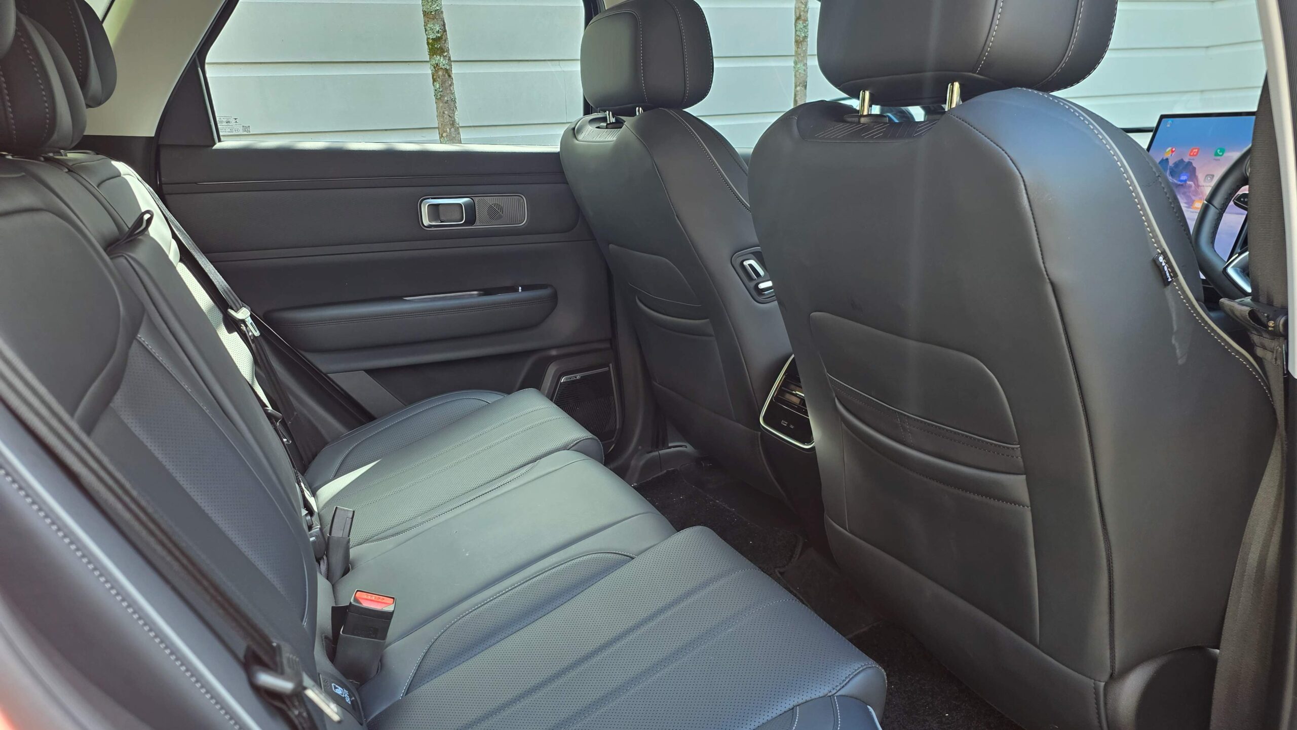 Jaecoo J7 SHS Super Hybrid Review - Efficient Adventurer