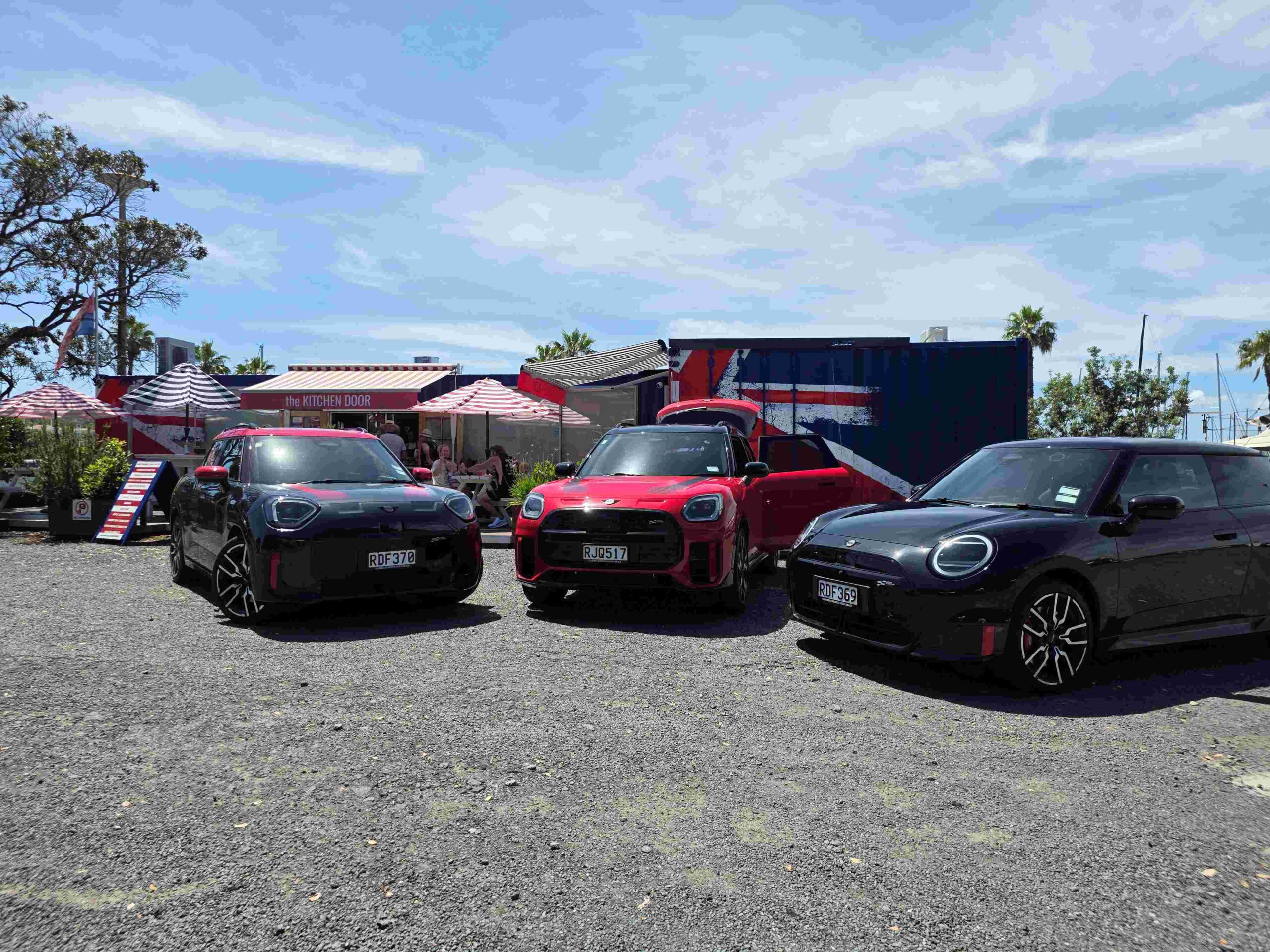 Tarmac Life Xmas Special - Mini 66th. 66 Hours, 6 Cities, 6 British Meals Across NZ