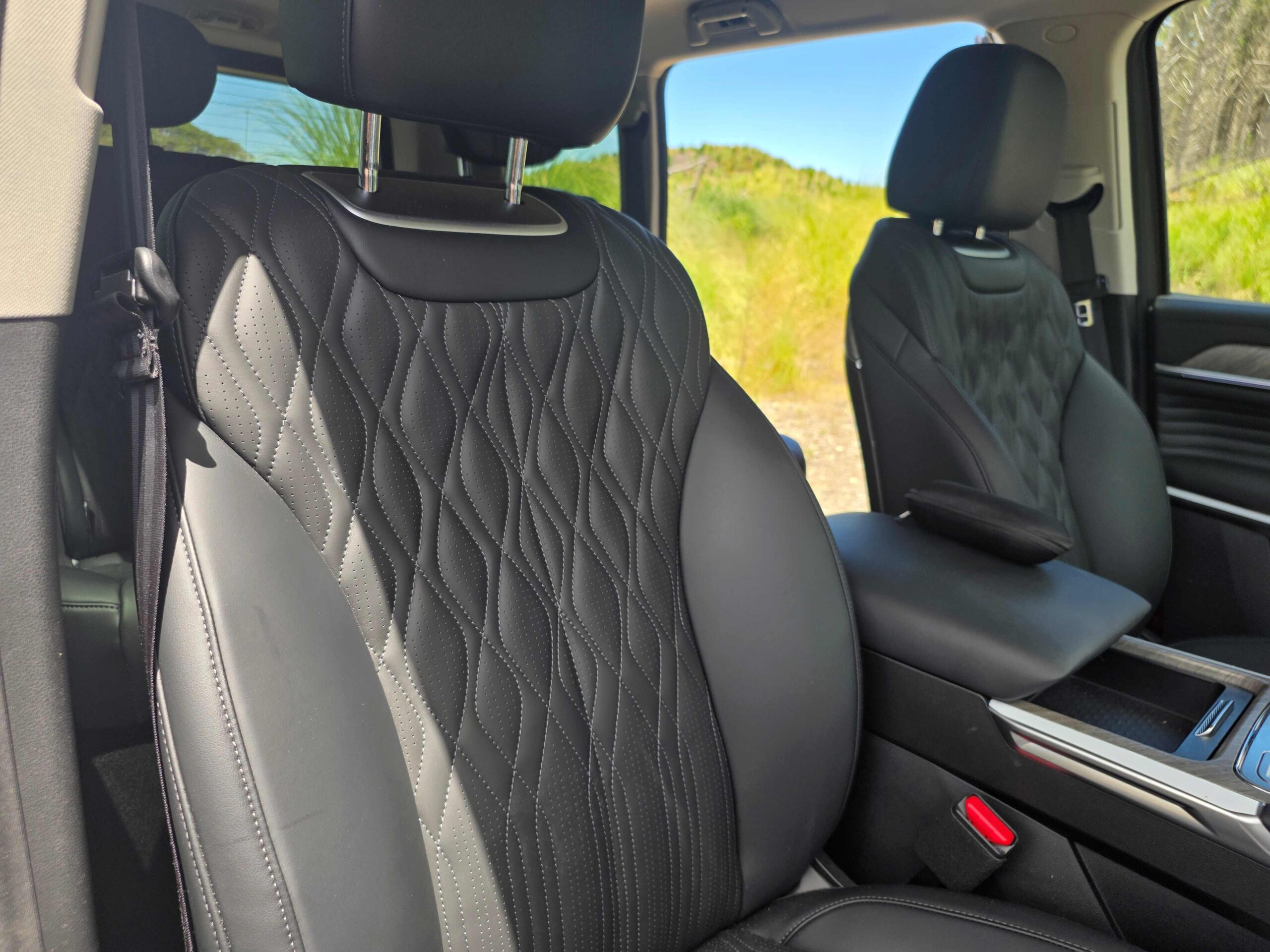 GWM Tank 500 Hi4-T PHEV Review - Luxury Meets Off-Road Prowess 