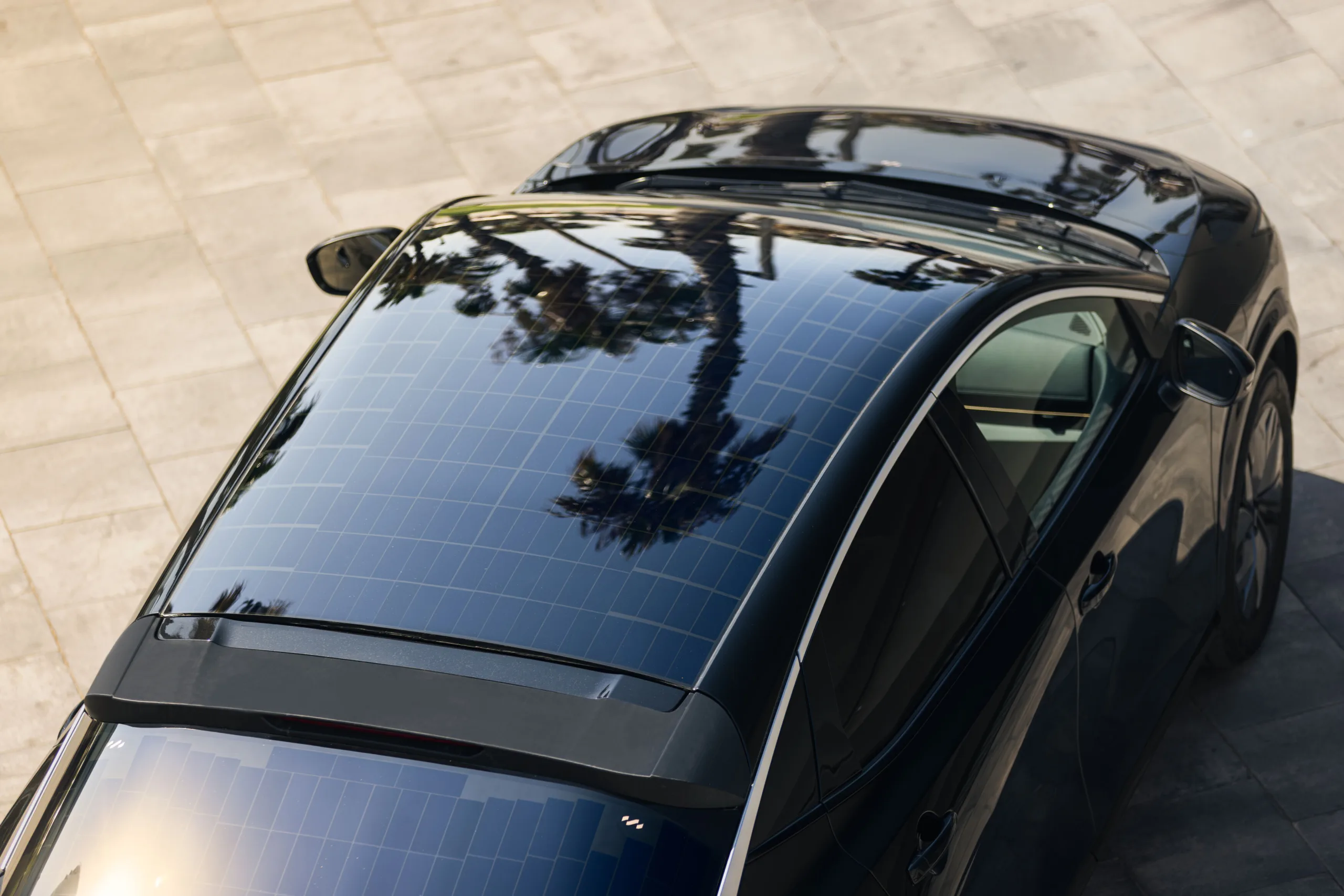 Nissan’s Solar‑Powered Ariya Concept Lights the Way to a Brighter EV Future