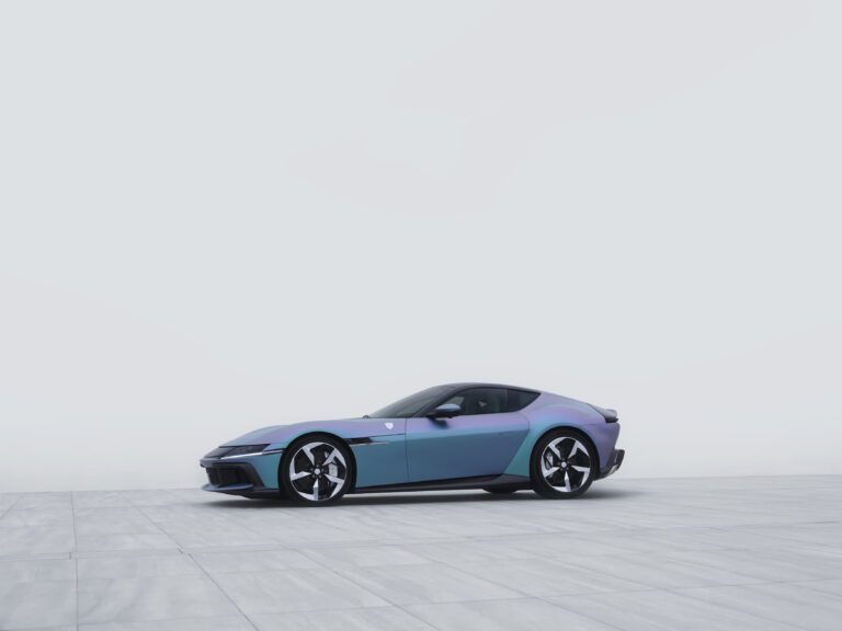 Tailor-Made Ferrari 12Cilindri, a Fezza with Seoul
