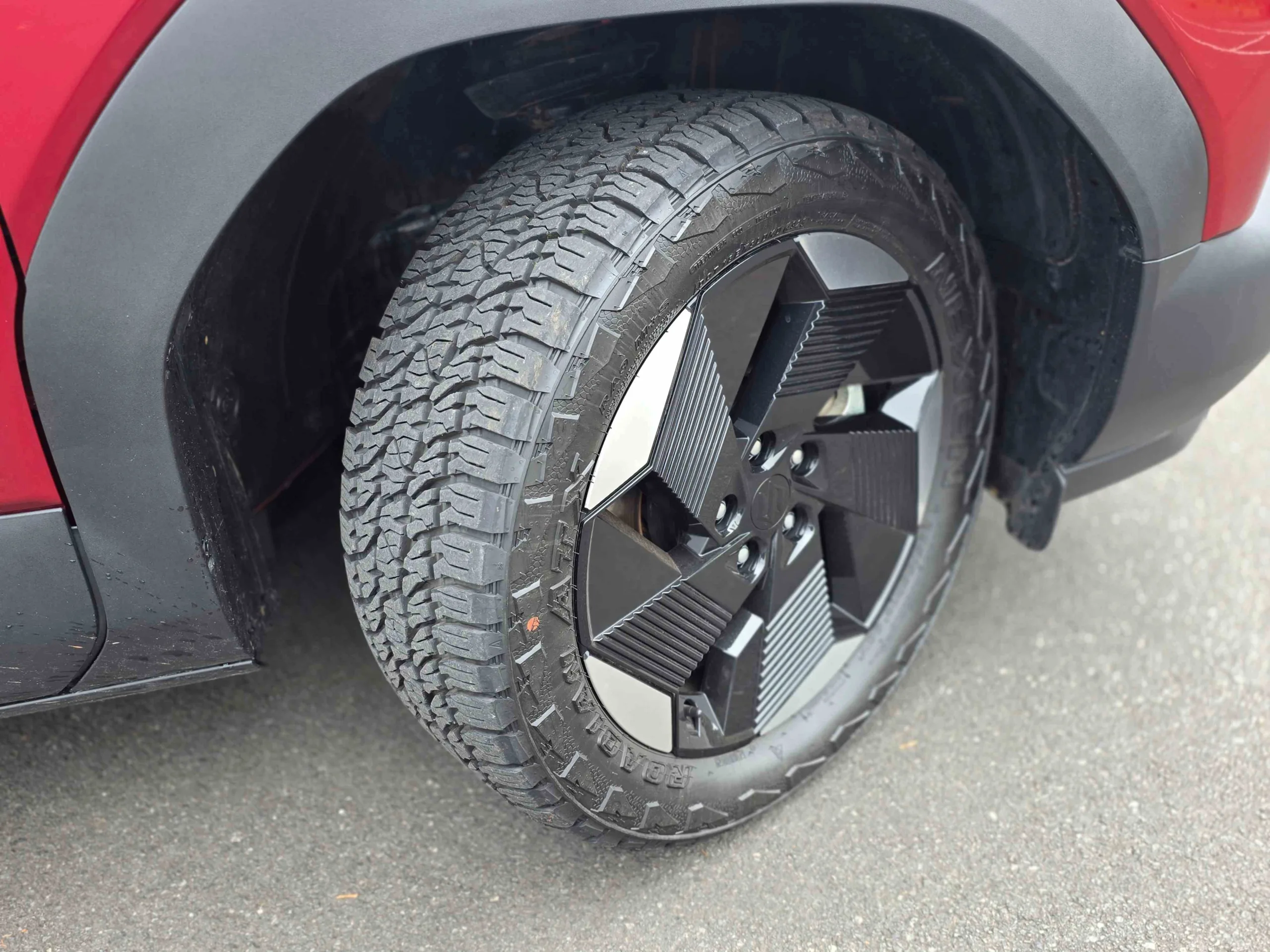 Suzuki eVitara Review - The EV That Still Thinks Like a Suzuki