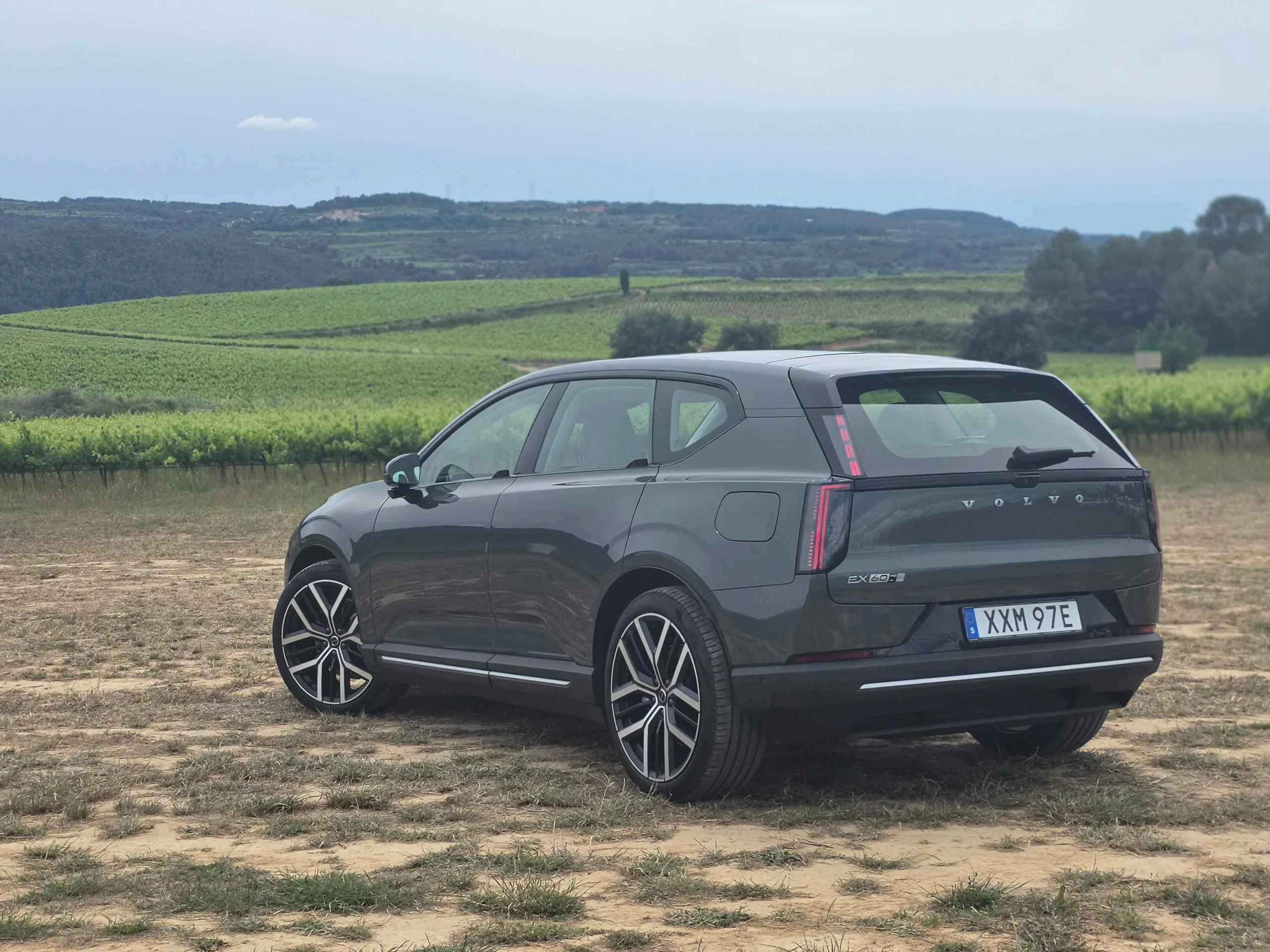 2026 Volvo EX60 P6 and P10 Ultra - World First Drive Review