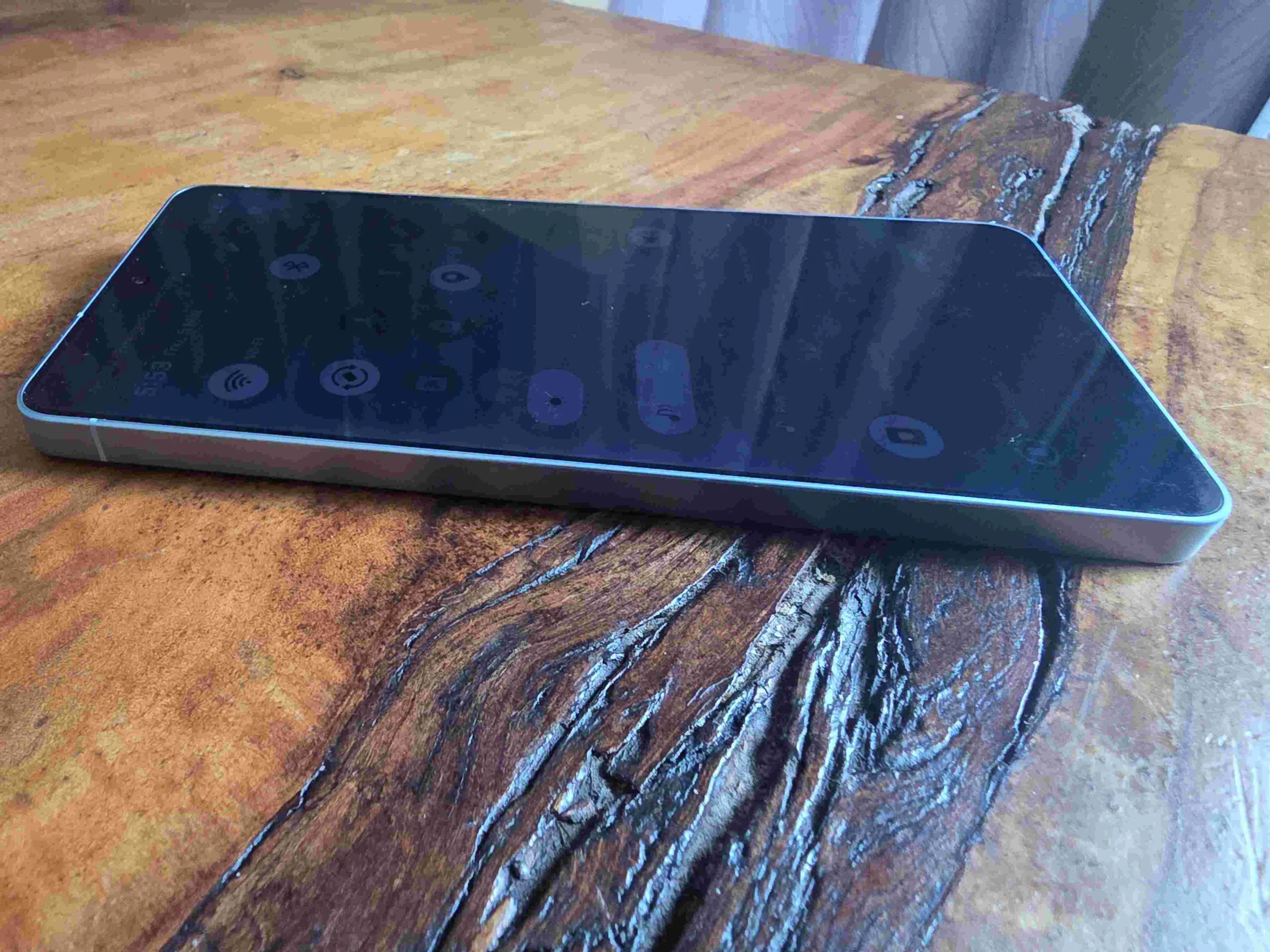 Samsung Galaxy S26 Ultra Review - The Smartphone That Does It All