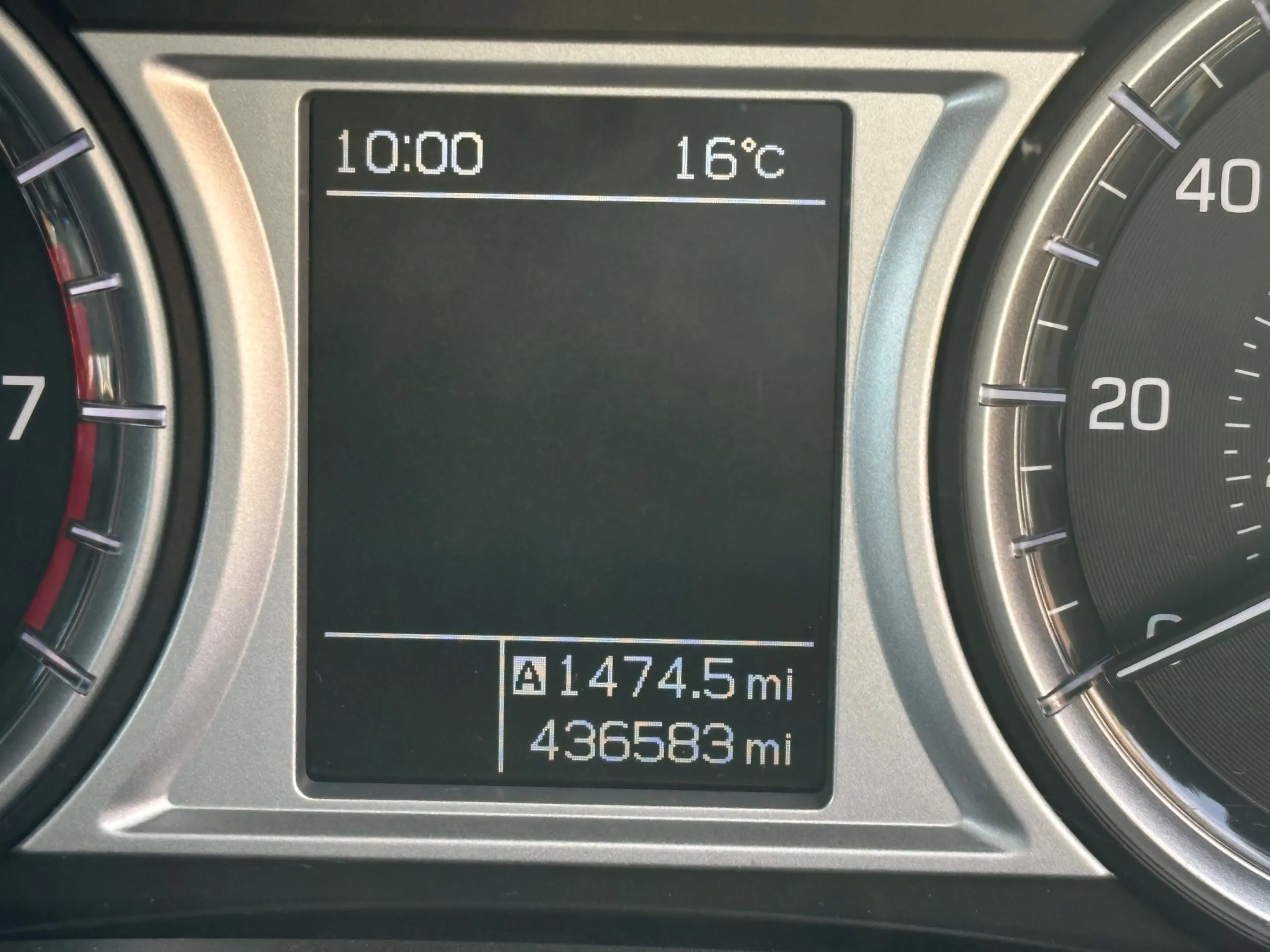 When “High Mileage” Barely Covers It - This Suzuki Vitara Has Clocked Over 700,000km