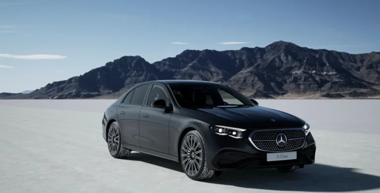 Mercedes turns up the drama - E 53 Hybrid Dark Carbon and E 300 AMG Night Edition arrive in NZ