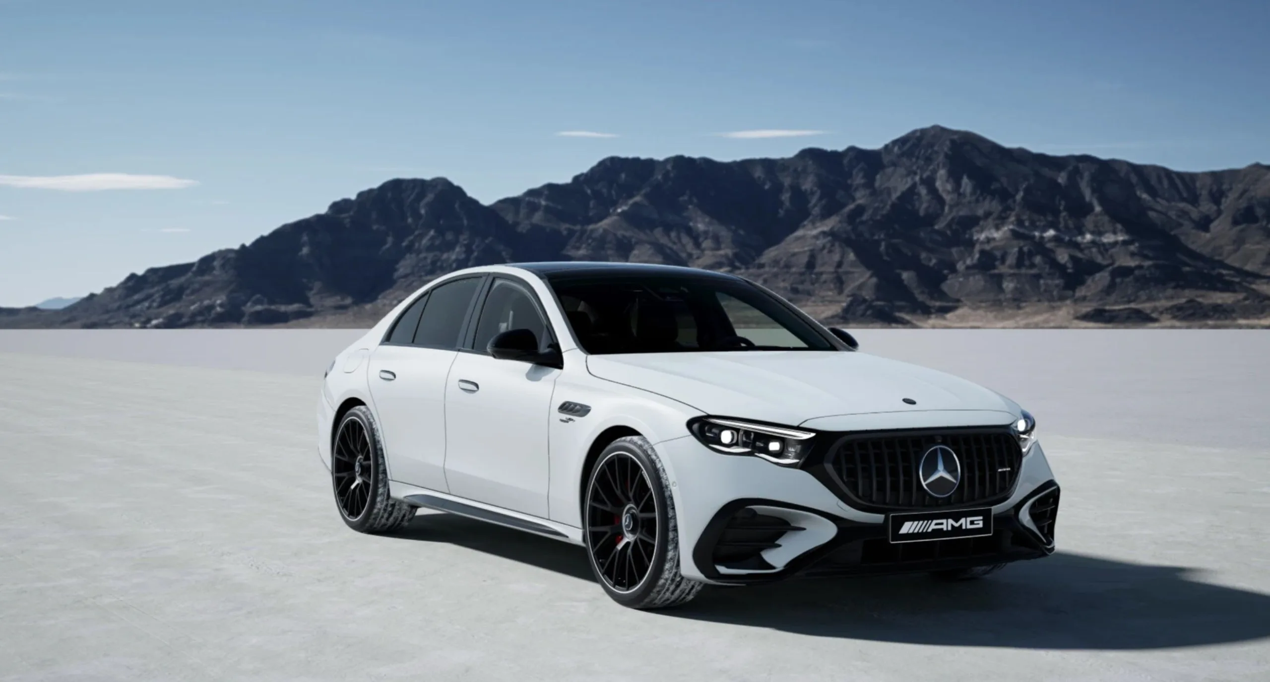 Mercedes turns up the drama - E 53 Hybrid Dark Carbon and E 300 AMG Night Edition arrive in NZ