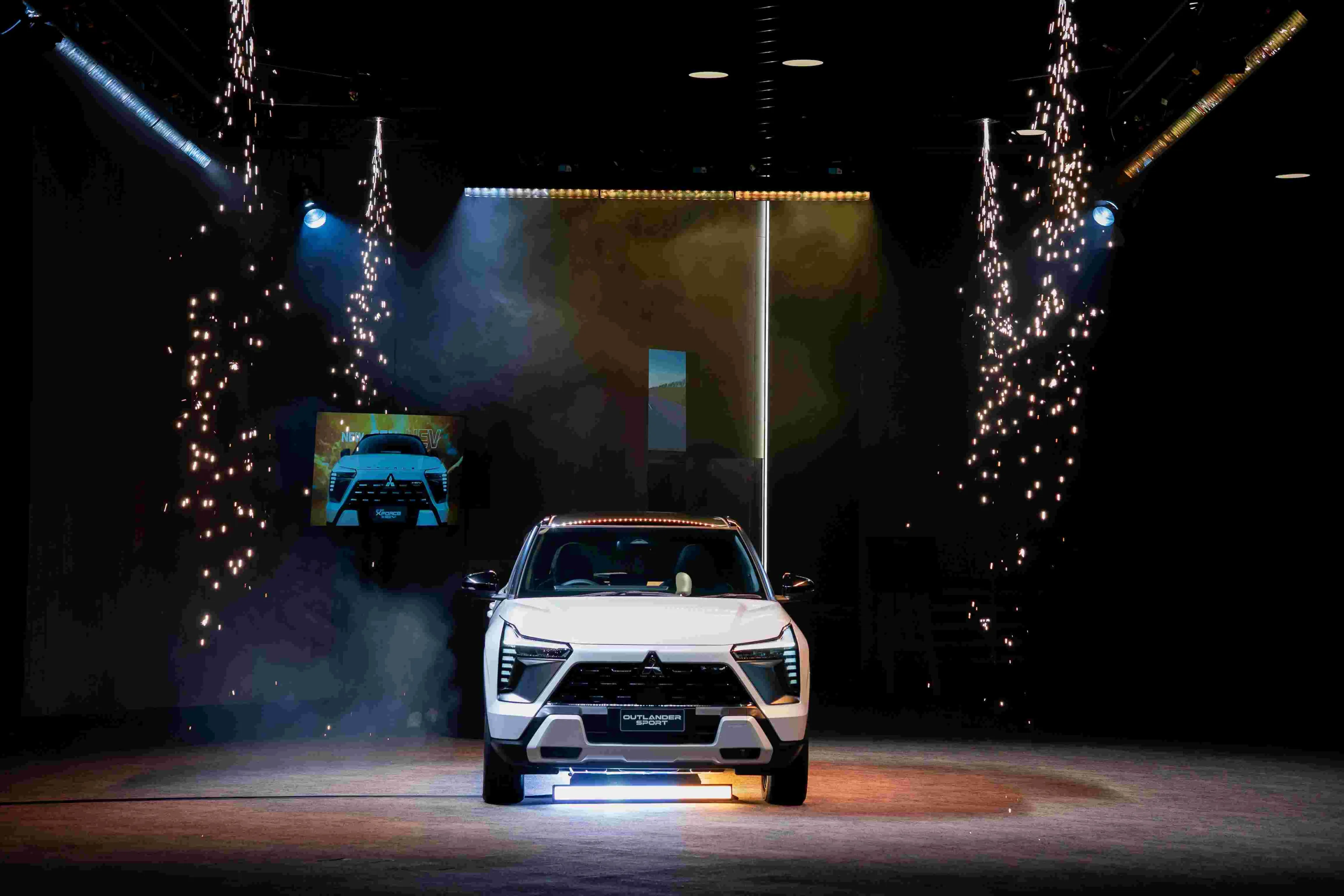 Mitsubishi’s next big play? Meet the Outlander Sport HEV