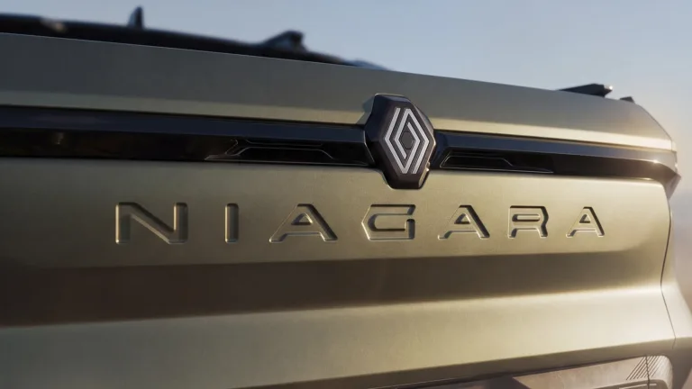 Teaser image of the new Renault Niagara pick-up destined for Latin America.
