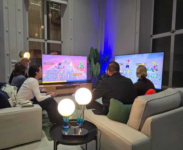 Samsung Glare Free OLED