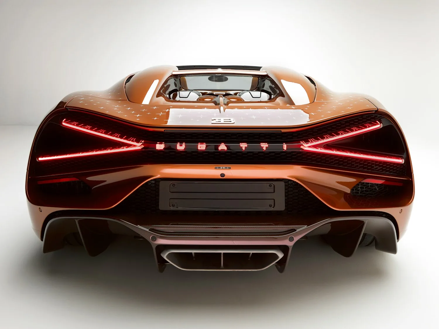Bugatti Unveils W16 Mistral 'Le Retour du Jeune Prince' as Literary Tribute