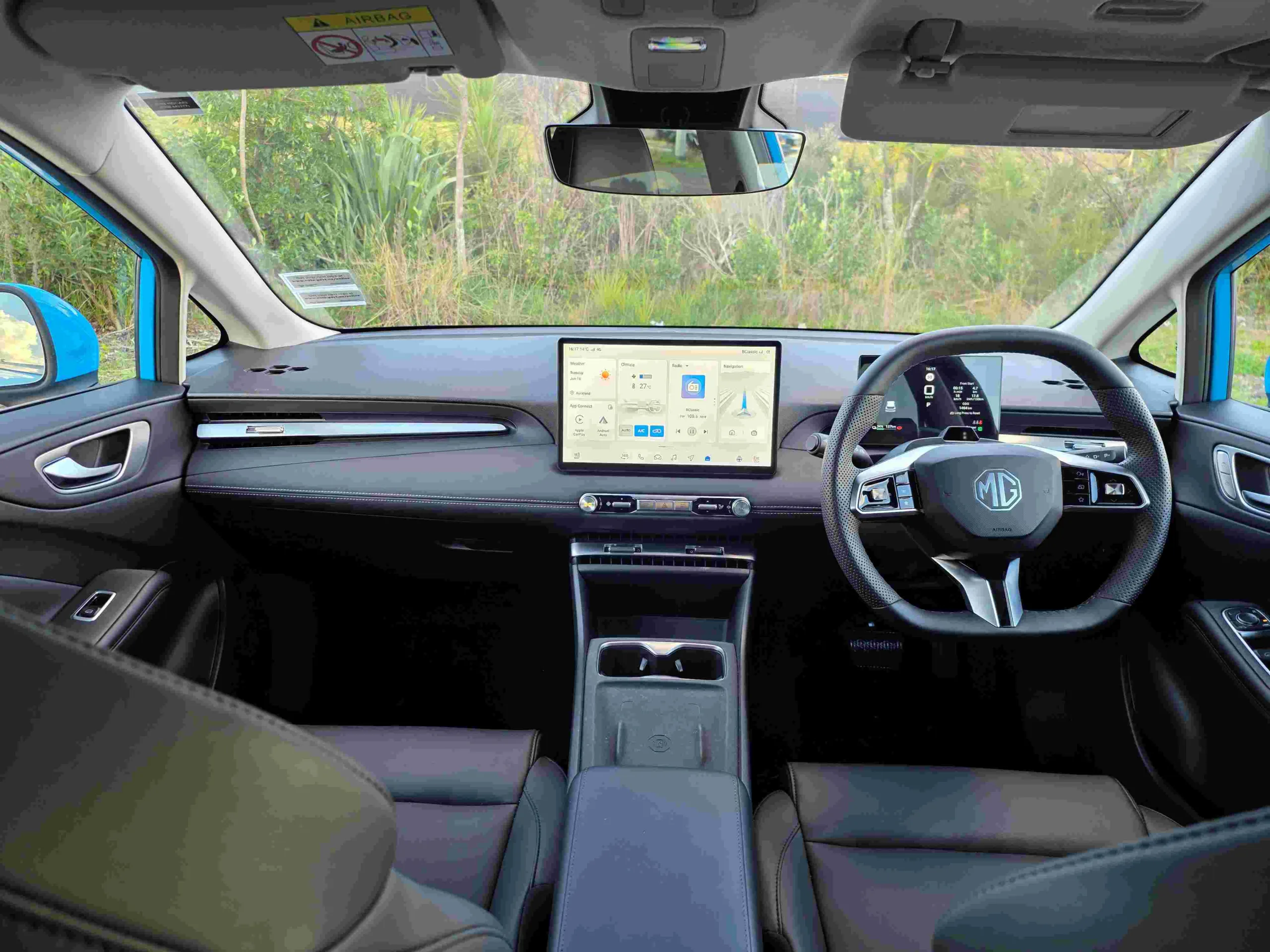 MG4 EV Urban Essence Review - It’s just a genuinely good EV