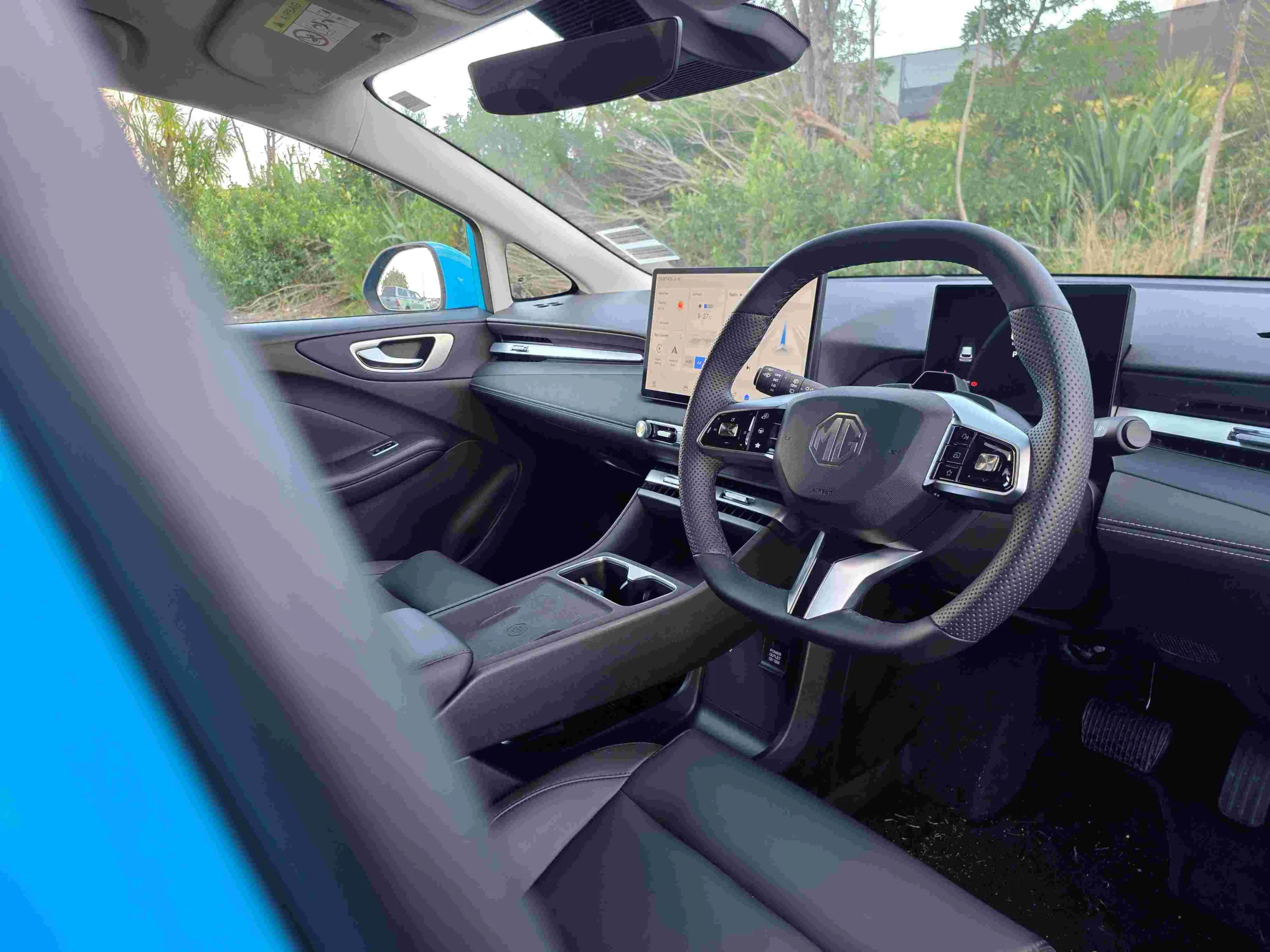 MG4 EV Urban Essence Review - It’s just a genuinely good EV