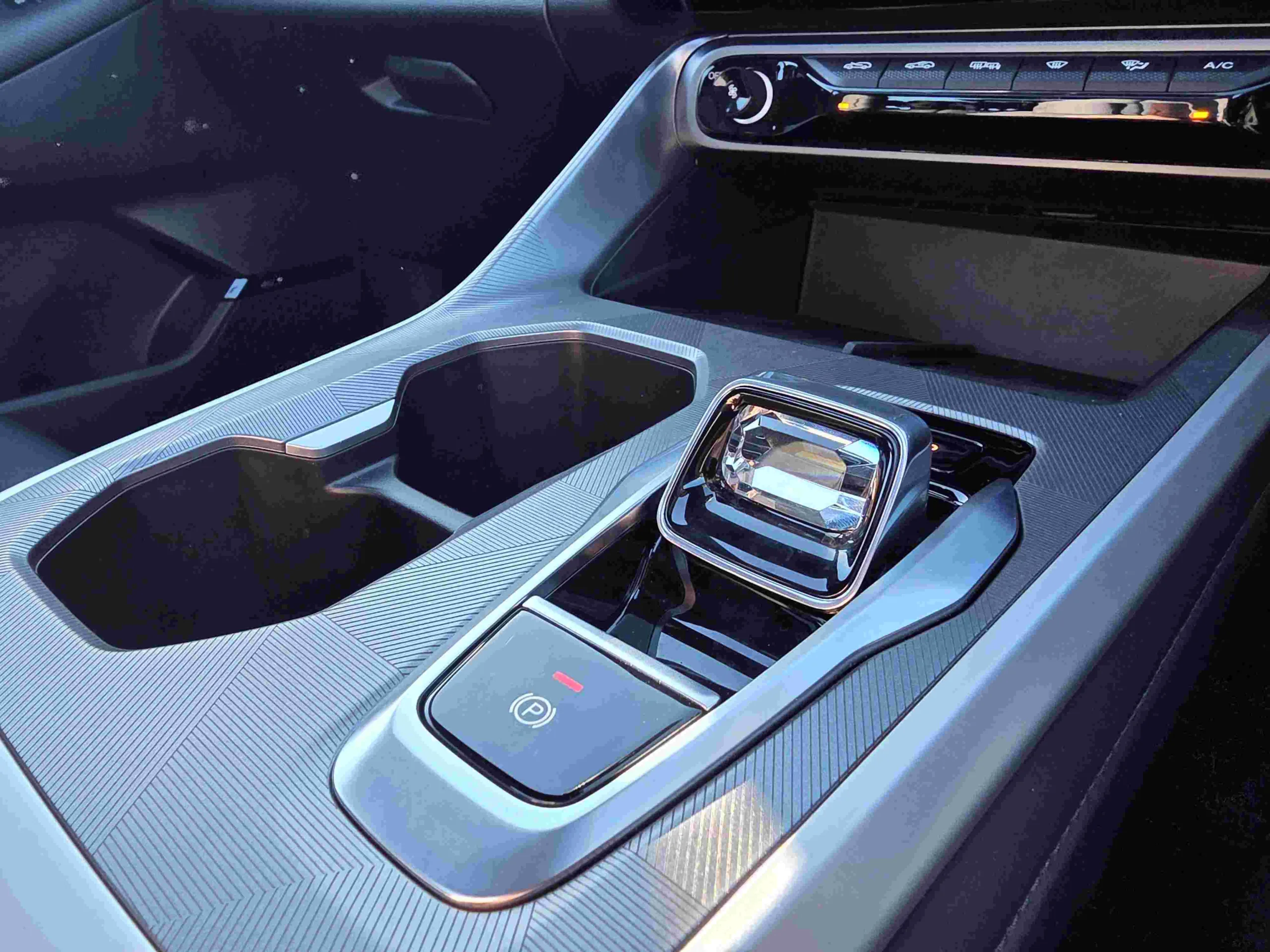 GAC Emzoom Review - A Very Affordable SUV With 2030 Looks