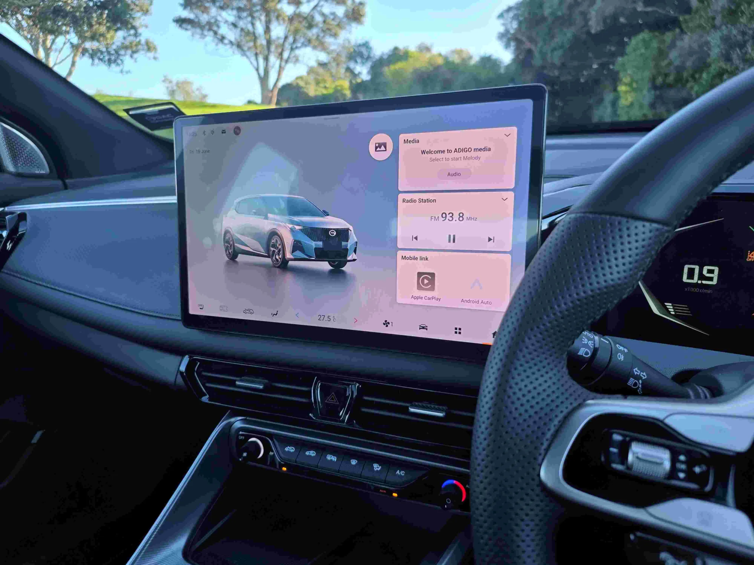 GAC Emzoom Review - A Very Affordable SUV With 2030 Looks