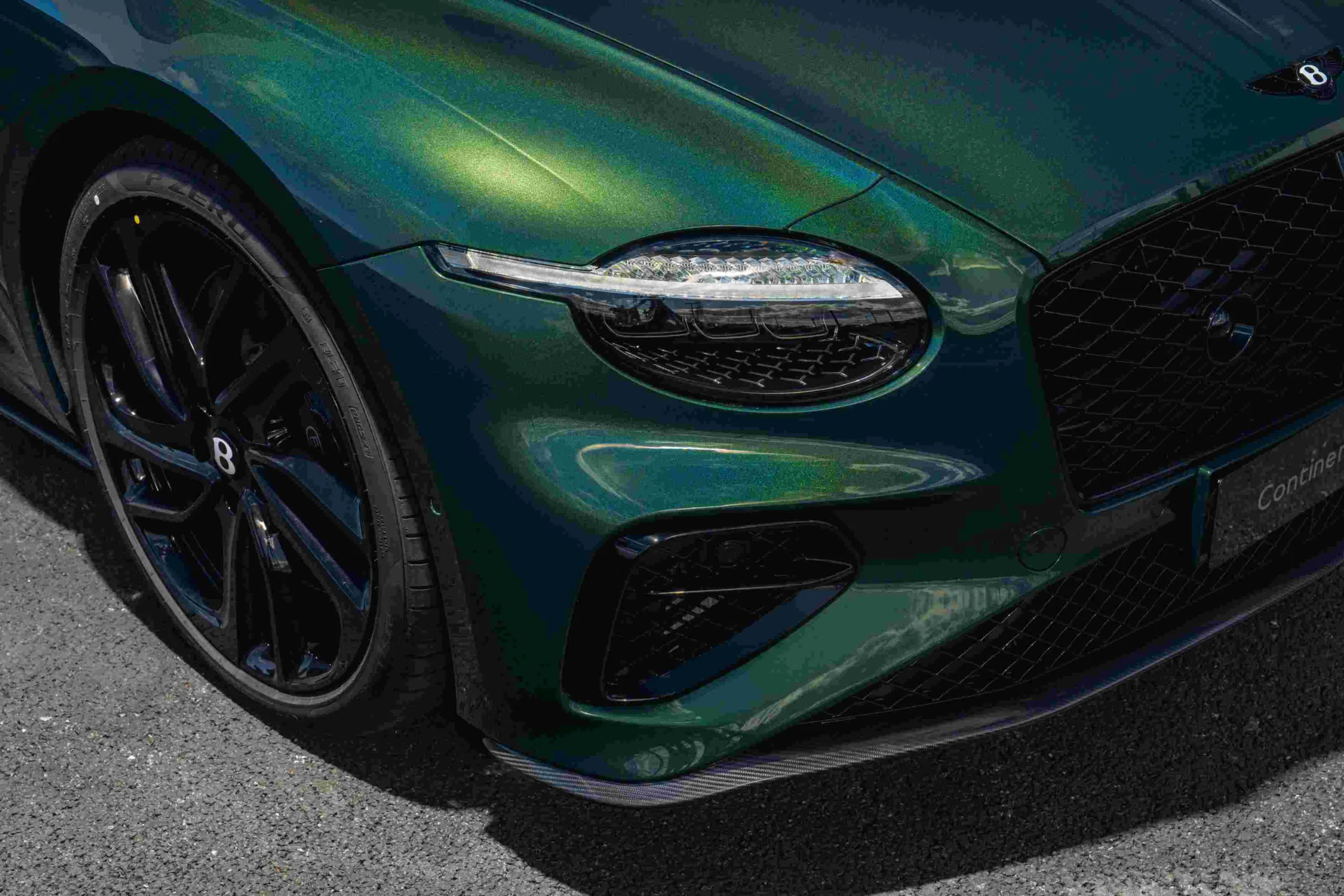 Bentley's 'Dream Factory' Paint Shop